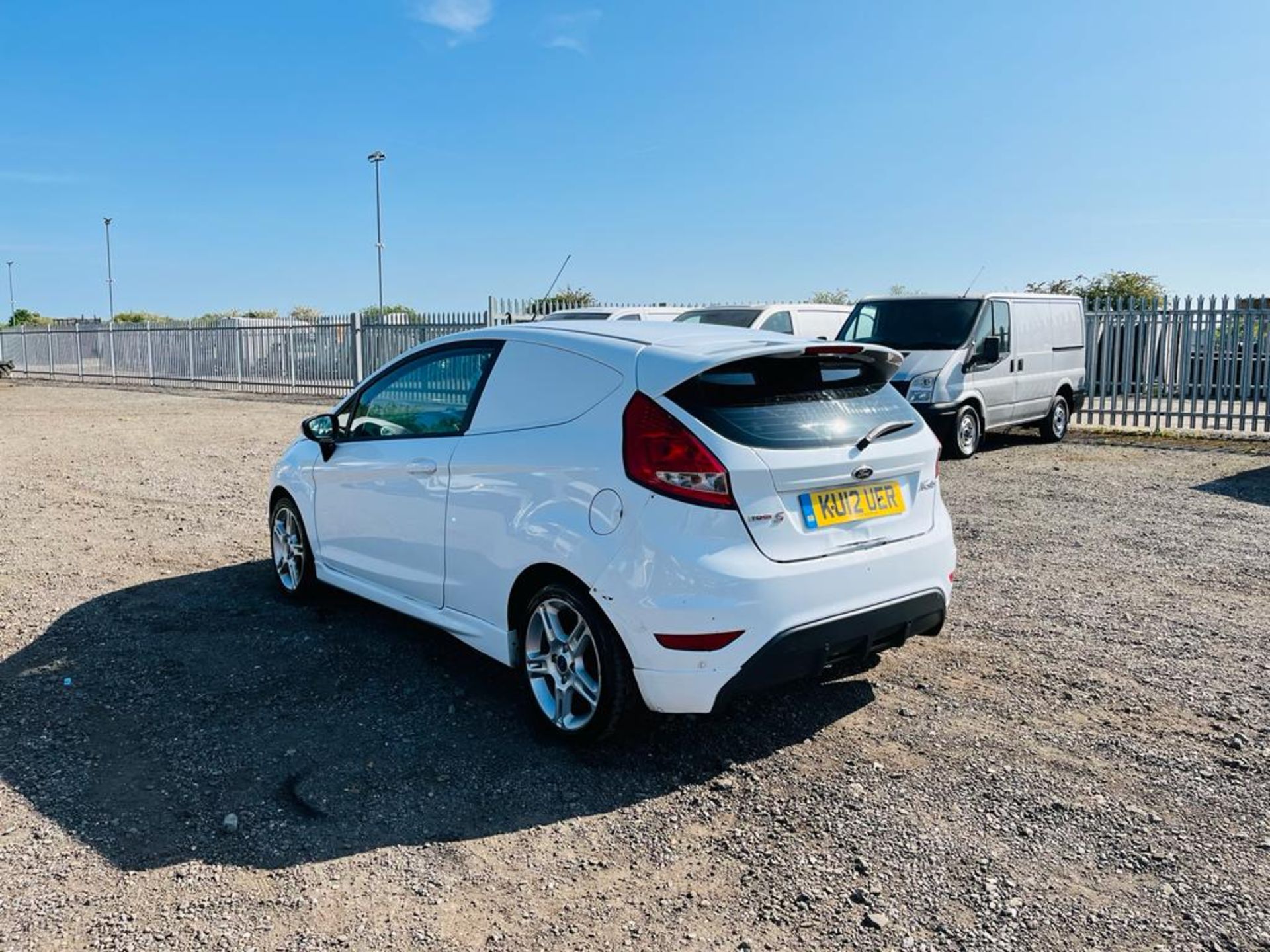 ** ON SALE ** Ford Fiesta 1.6 TDCI 95 DuaraTorq DPF Sport 2012 '12 Reg' Panel Van - No Vat - A/C - Image 5 of 20