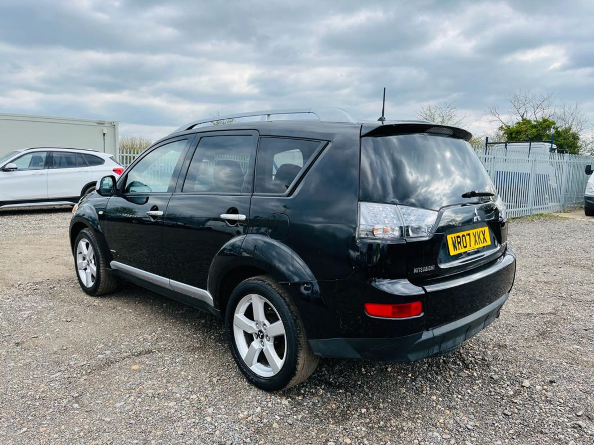 ** ON SALE ** Mitsubishi Outlander Warrior 2.0 DI-D 2007 '07 Reg' 7 Seats - A/C - No Vat - Image 5 of 27