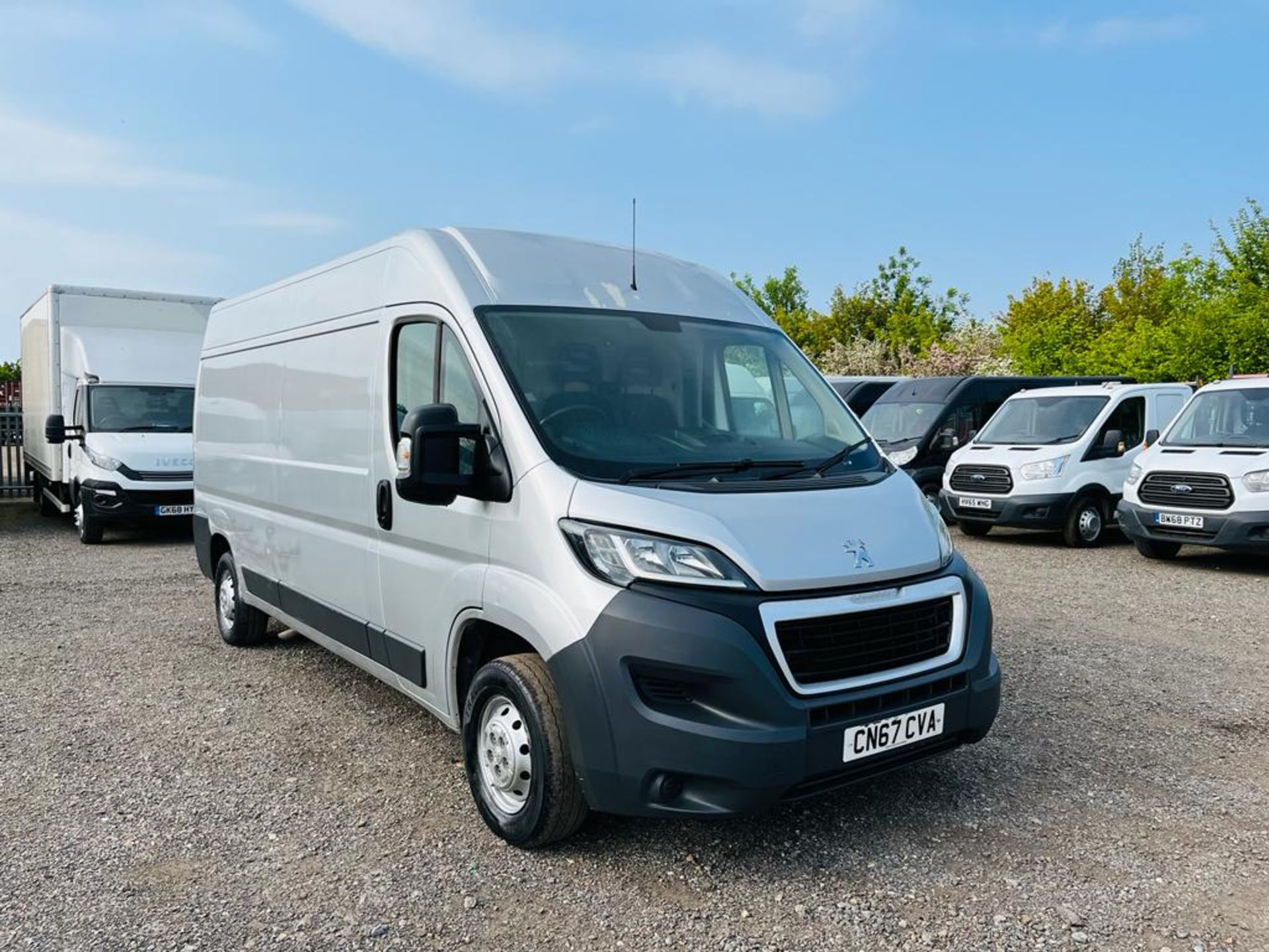 ** ON SALE ** Peugeot Boxer Professional 2.0 BlueHDI L3 H2 2017 '67 Reg' Sat Nav - A/C - No Vat