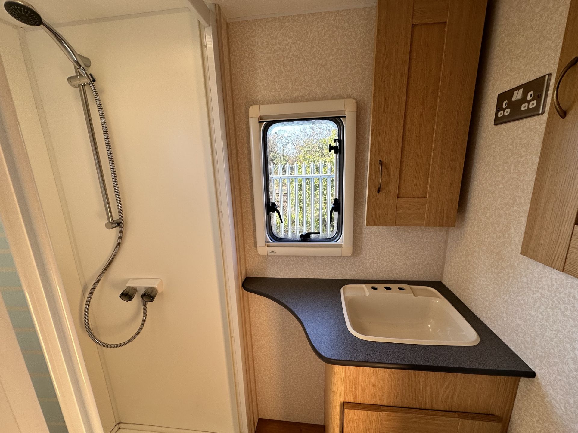 ** ON SALE ** ERV Classic Custom Build 5 Berth Caravan/RV Ex Display Home - Slide Out - End Bedroom - Image 12 of 27