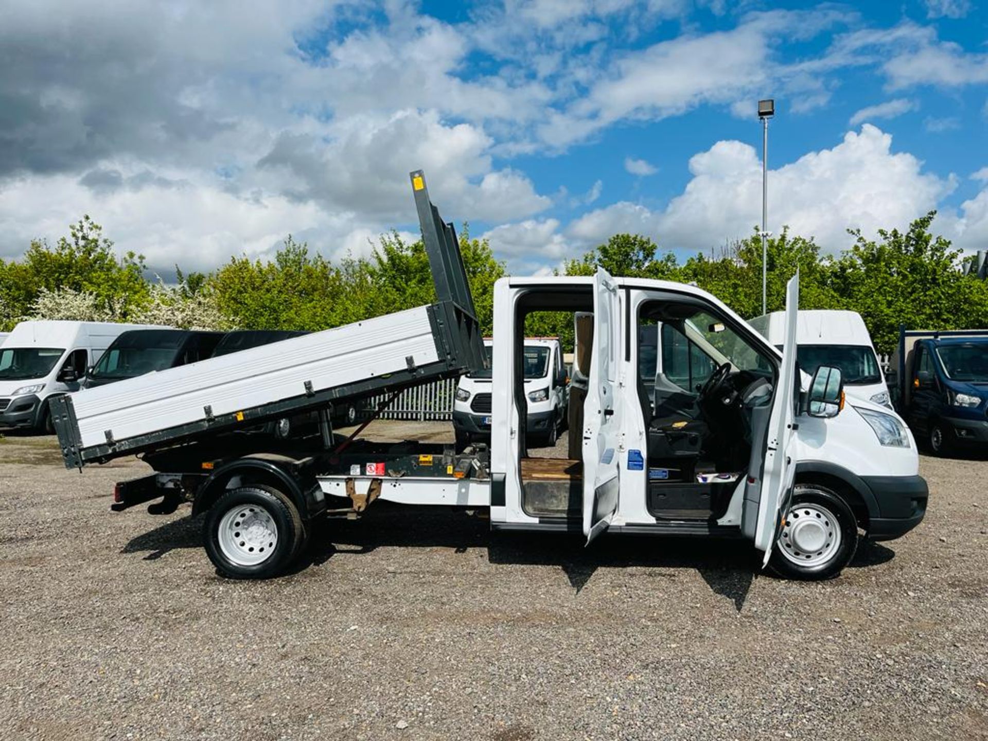 ** ON SALE ** Ford Transit 2.2 TDCI Double Cab Tipper 2015 '65 Reg' - Only 130,298 Miles - Image 10 of 29