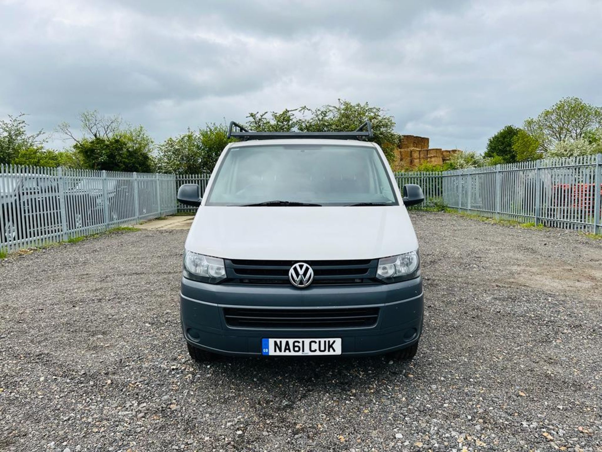 ** ON SALE ** Volkswagen Transporter T30 102 LWB 2011 '61 Reg' Sat Nav - Panel Van - Image 2 of 25