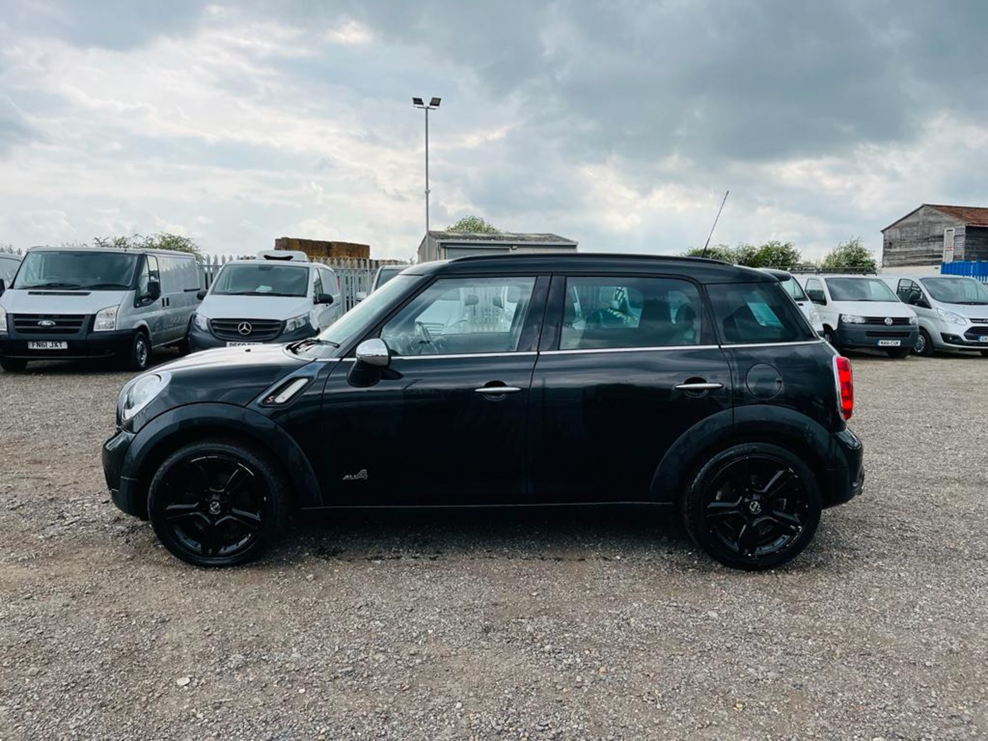 **ON SALE** Mini Cooper Countryman All4 SD 2.0 2011 "61 Reg" - Start/Stop - Alloy Wheels -Navigation - Image 4 of 25