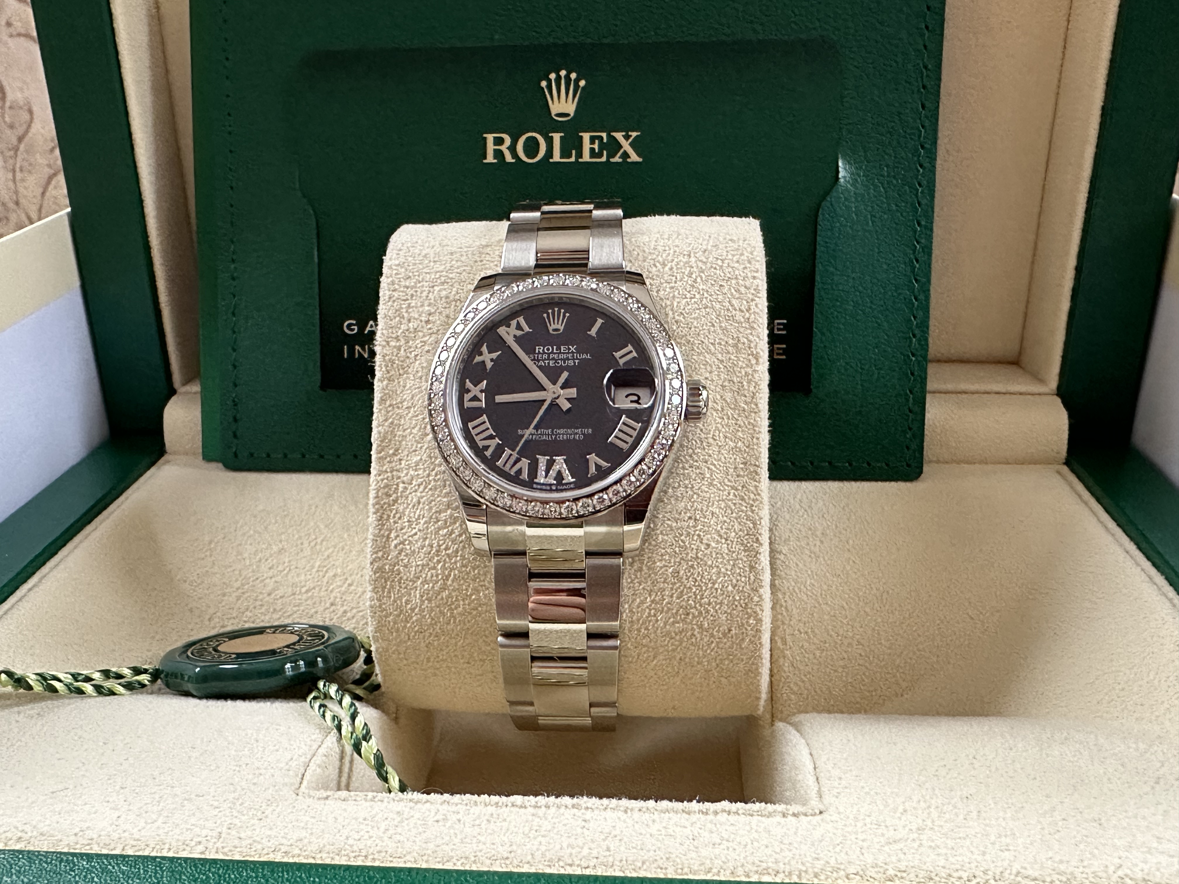 Rolex Oyster Perpetual DateJust 31mm OysterSteel & White Gold Aubergine Diamond Dial - Diamond Bezel - Bild 9 aus 13