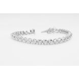 7.0 Carat 18ct White Gold Tennis Bracelet set with Round Brilliant Cut Natural Diamonds