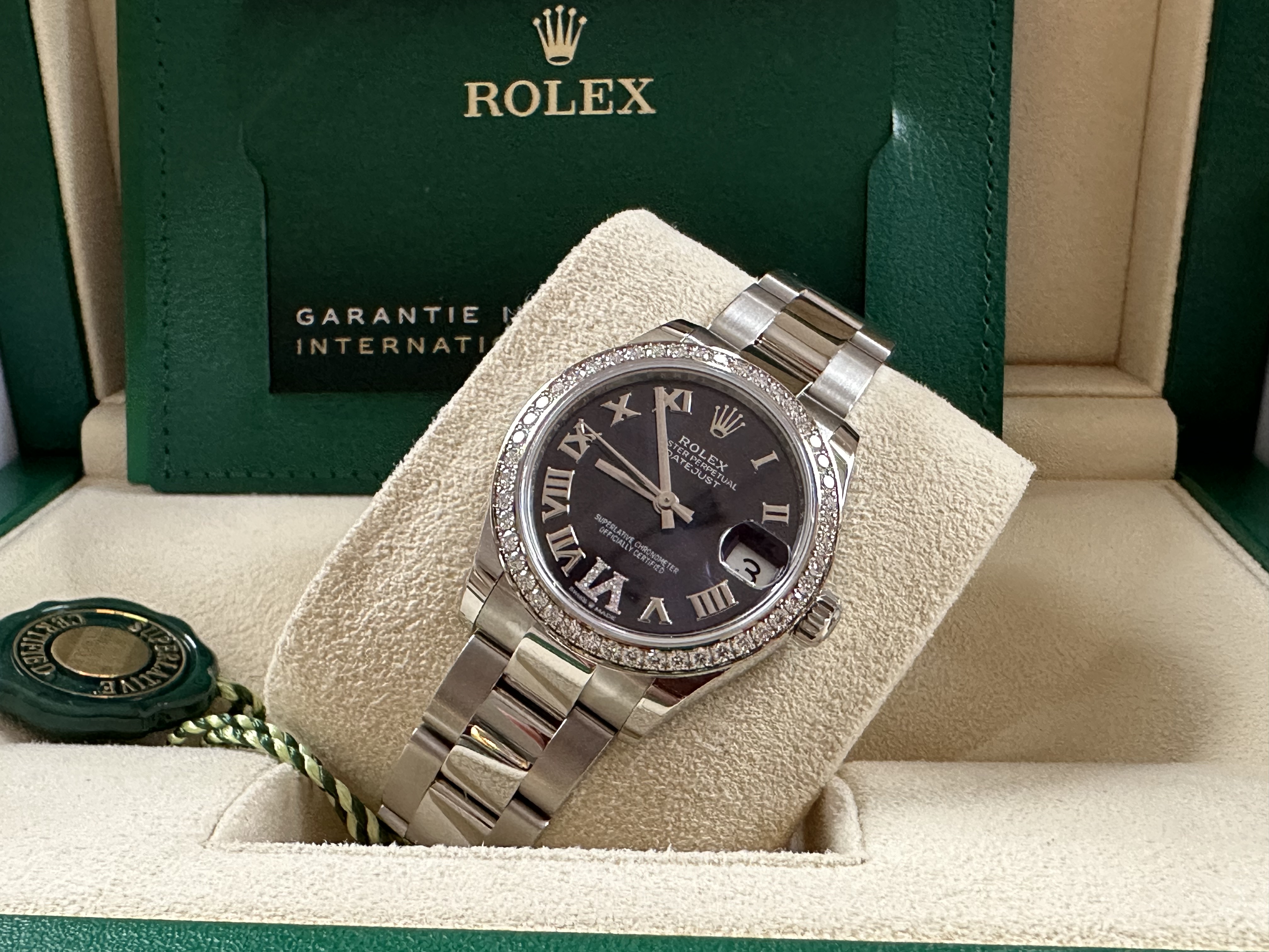 Rolex Oyster Perpetual DateJust 31mm OysterSteel & White Gold Aubergine Diamond Dial - Diamond Bezel - Bild 11 aus 13