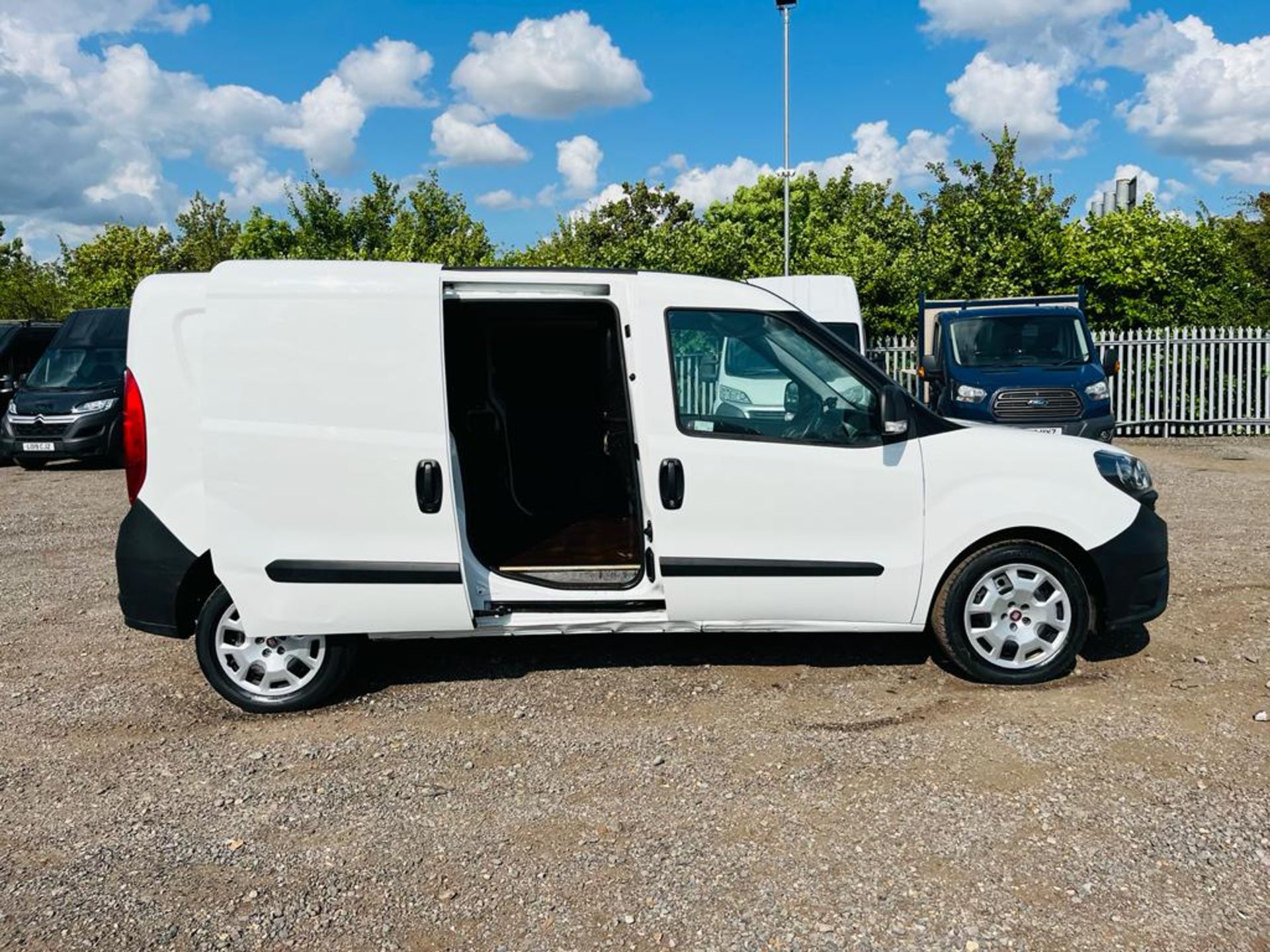 Fiat Doblo Cargo 1.6 MultiJet Tecnico MAXI 2019 '19 Reg' Only 85,456 Miles - ULEZ Compliant - Image 11 of 25