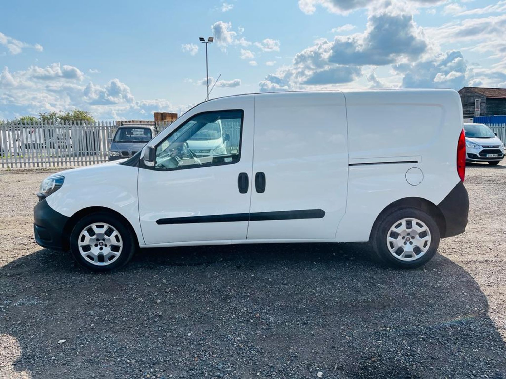 Fiat Doblo Cargo 1.6 MultiJet Tecnico MAXI 2019 '19 Reg' Only 85,456 Miles - ULEZ Compliant - Image 4 of 25