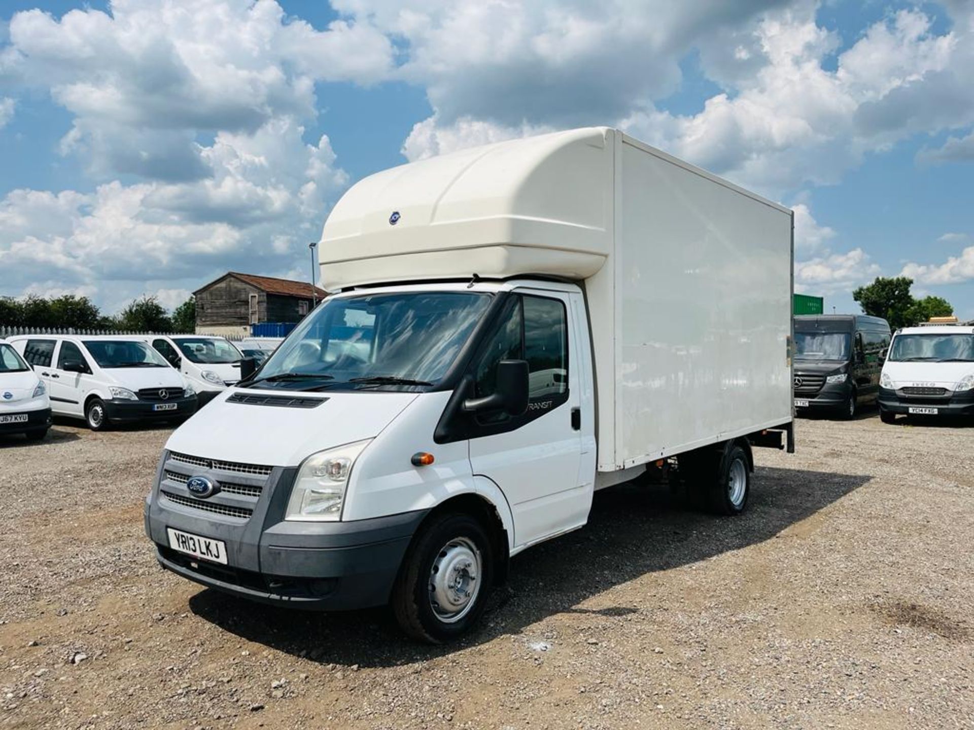 ** ON SALE ** Ford Transit 2.2 TDCI 125 T350 RWD L3 Luton 2013 '13 Reg' Tail Lift - Twin Rear Axle - Image 3 of 23