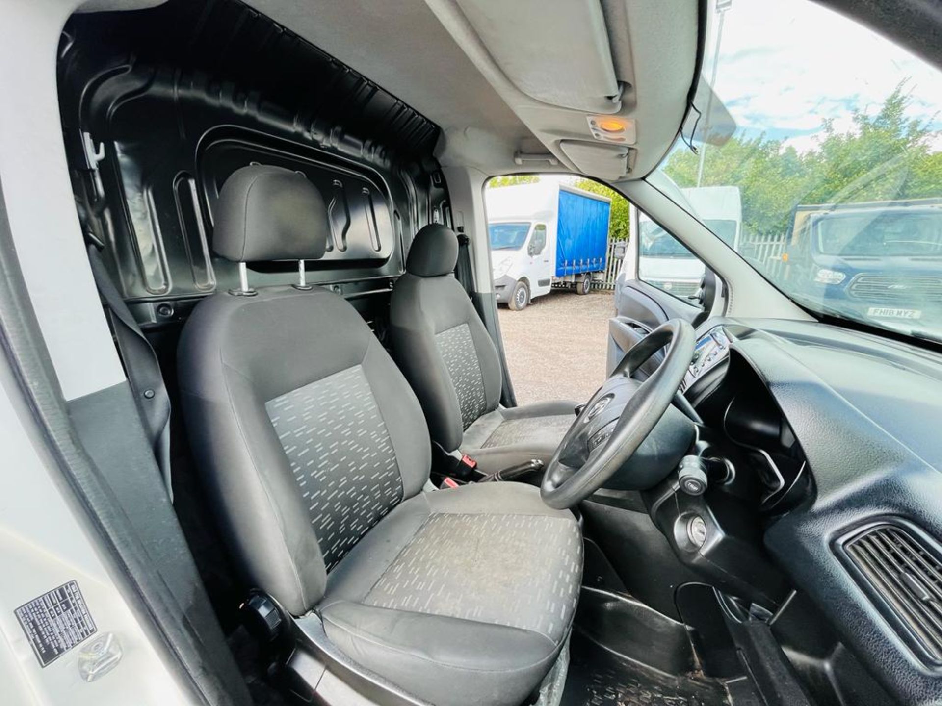 ** ON SALE ** Vauxhall Combo 1.3 CDTI 90 L1 H1 2016 '66 Reg' - Panel Van - ULEZ Compliant - - Image 15 of 25