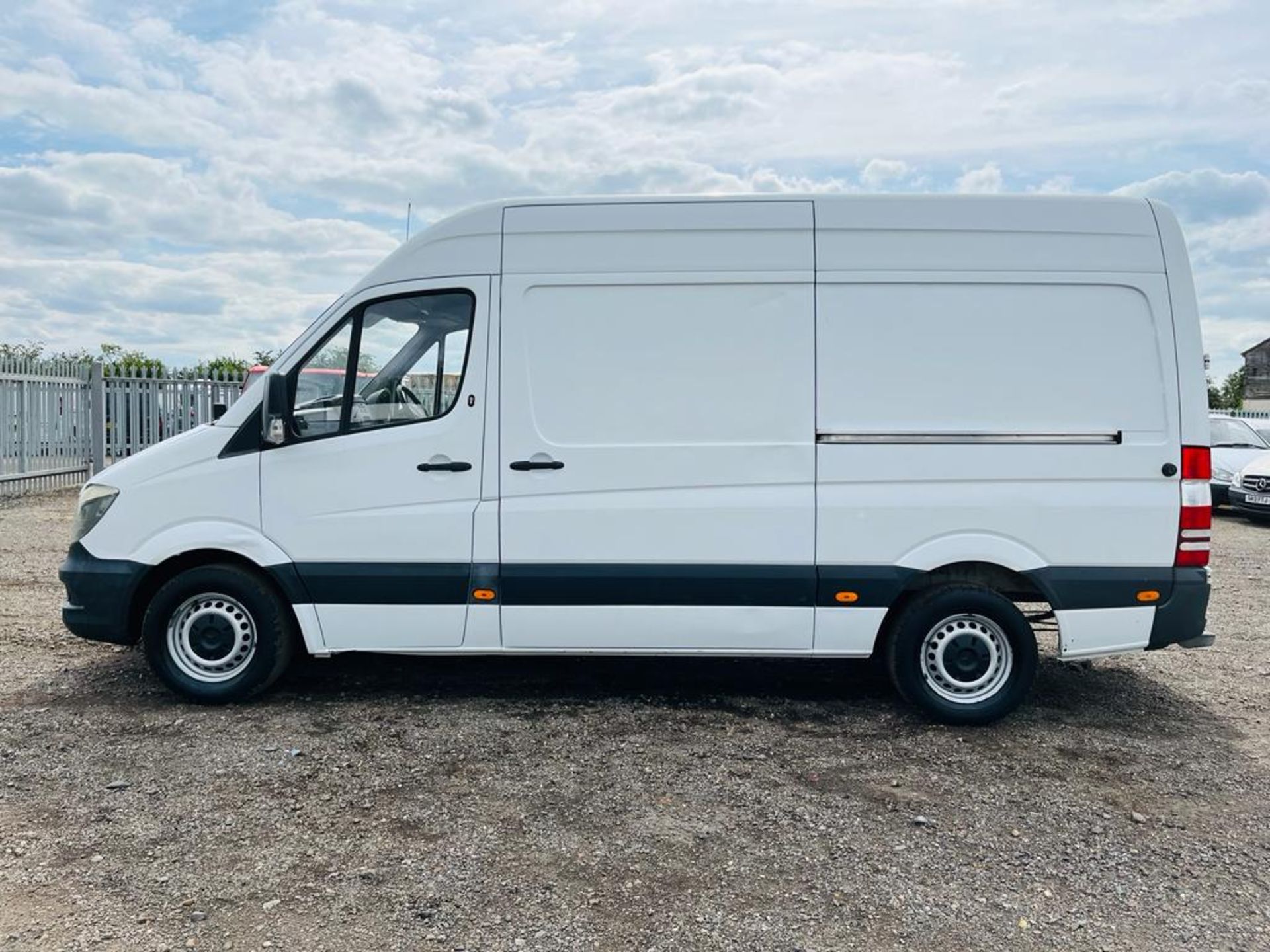 Mercedes Benz Sprinter 2.1 313 CDI L2 H3 2014 '64 Reg' Panel Van - No Vat - Image 4 of 23