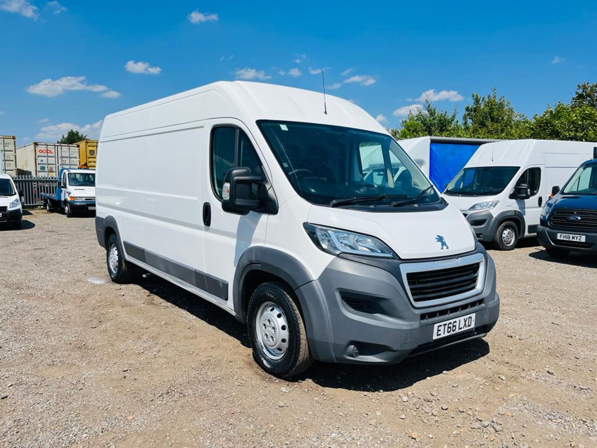 ** ON SALE ** Peugeot Boxer Professional 2.0 BlueHDI L3 H2 2017 '66 Reg' Sat Nav - A/C