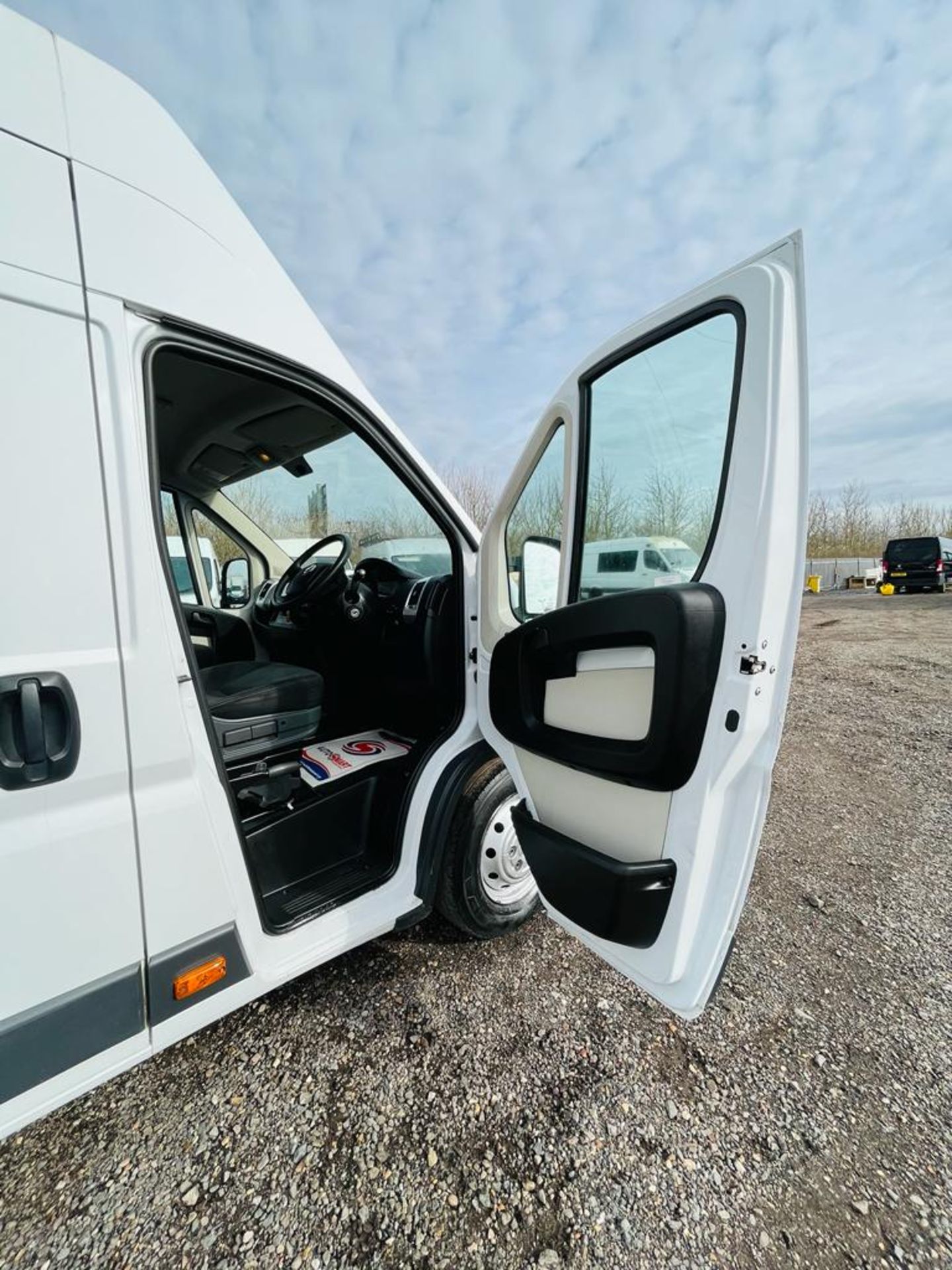 ** ON SALE ** Fiat Ducato 2.3 MultiJet 130 L4 H3 2018 '18 Reg' Sat Nav - A/C - ULEZ compliant Only - Image 14 of 26