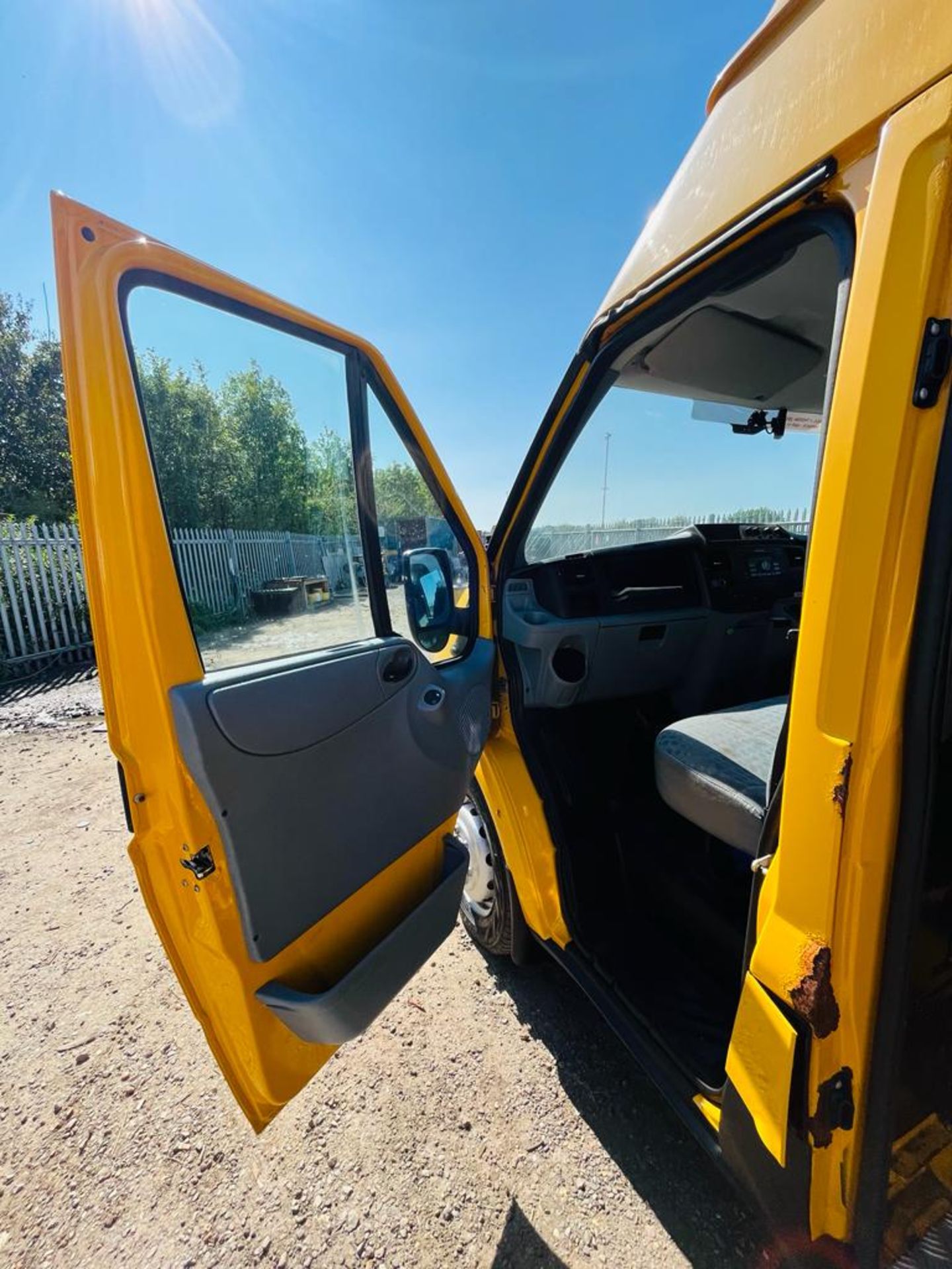 Ford Transit 2.2 TDCI 460 RWD 125 L3 H3 *Cherry Picker* 2013 '63 Reg'- ULEZ Compliant - 92559 Miles - Image 17 of 22