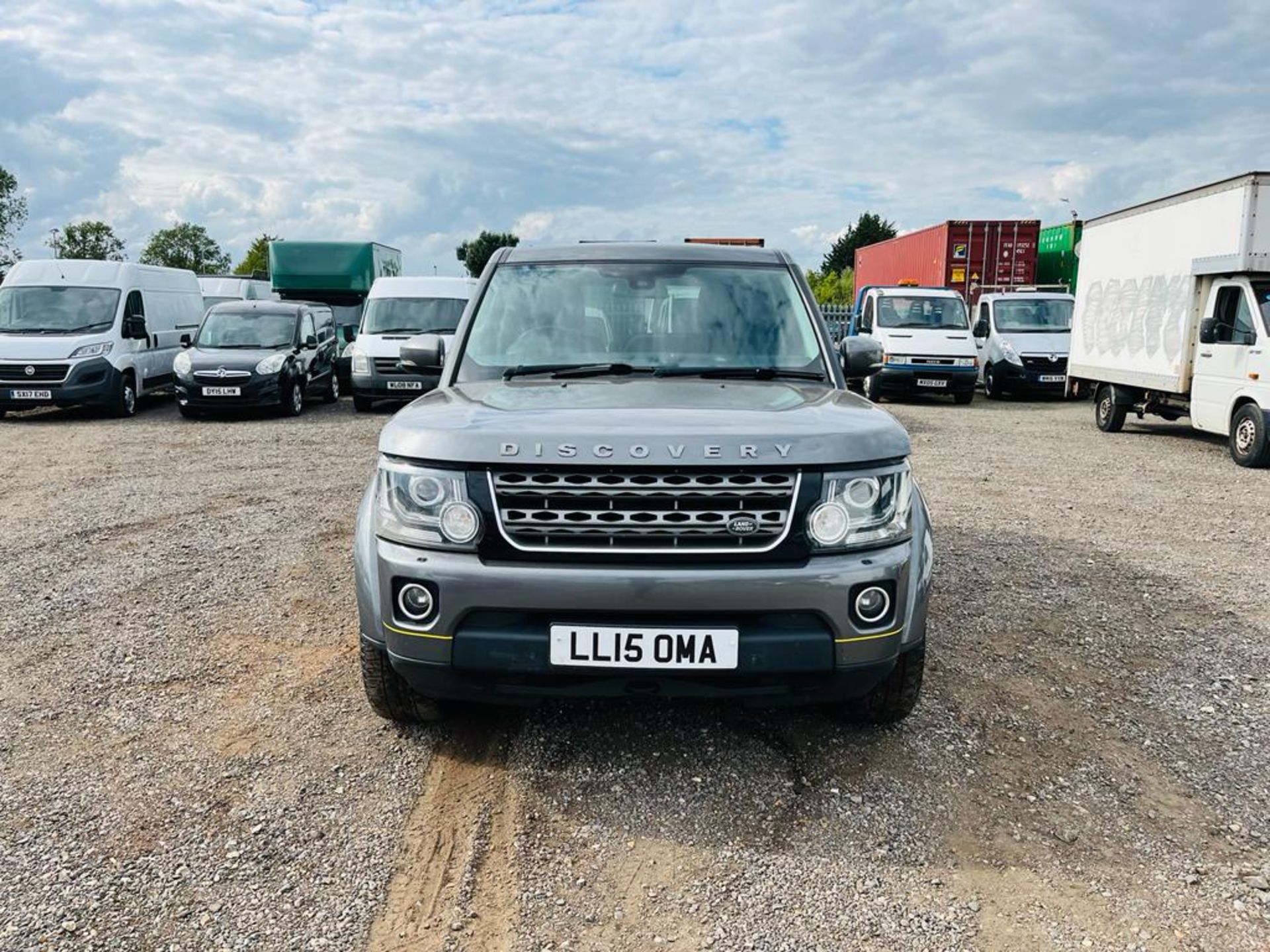 ** ON SALE **Land Rover Discovery 4 XS 3.0 SDV6 CommandShift Auto Commercial 2015 '65 Reg' - Sat Nav - Image 2 of 25