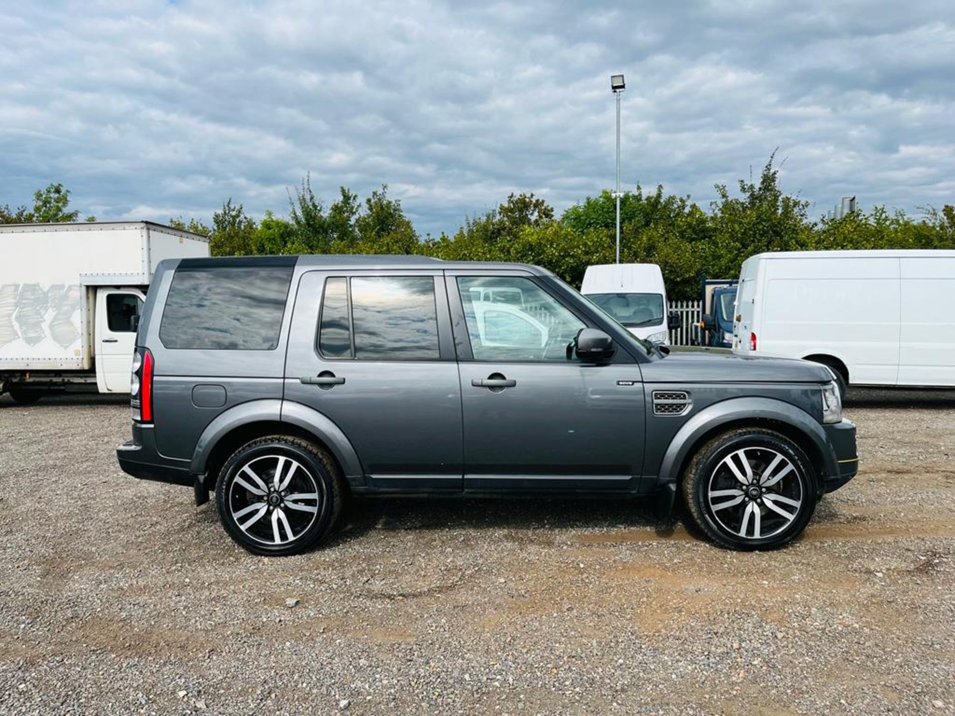 ** ON SALE **Land Rover Discovery 4 XS 3.0 SDV6 CommandShift Auto Commercial 2015 '65 Reg' - Sat Nav - Image 5 of 25