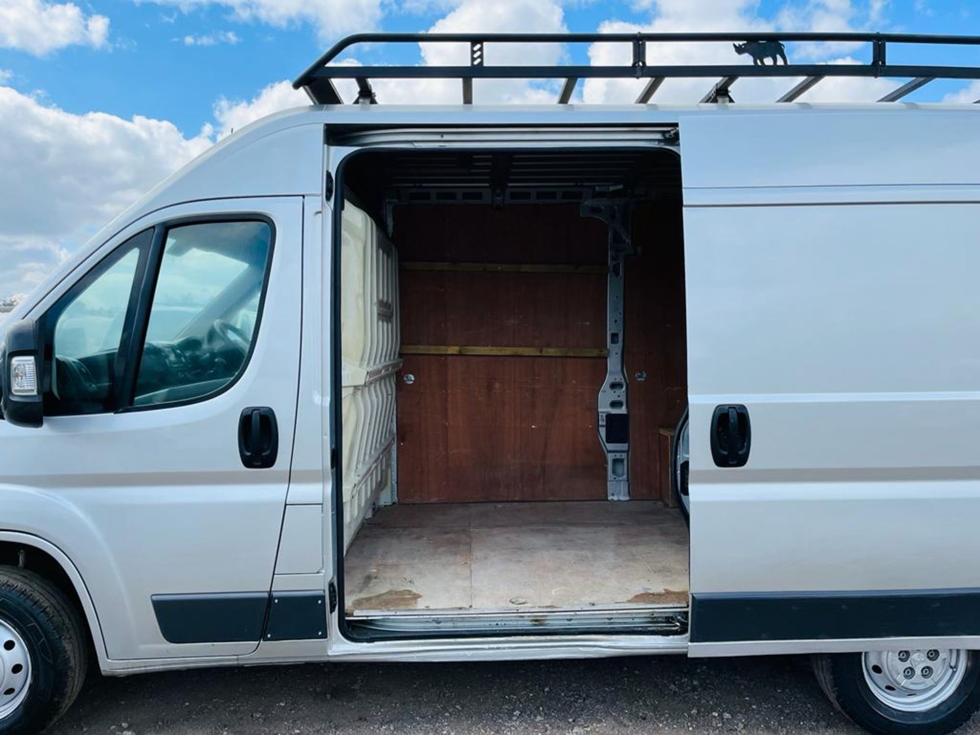 Peugeot Boxer 2.2 HDI 335 Professional L2 H2 2016 '16 Reg' Sat Nav - A/C - Roof Rack - Image 6 of 24