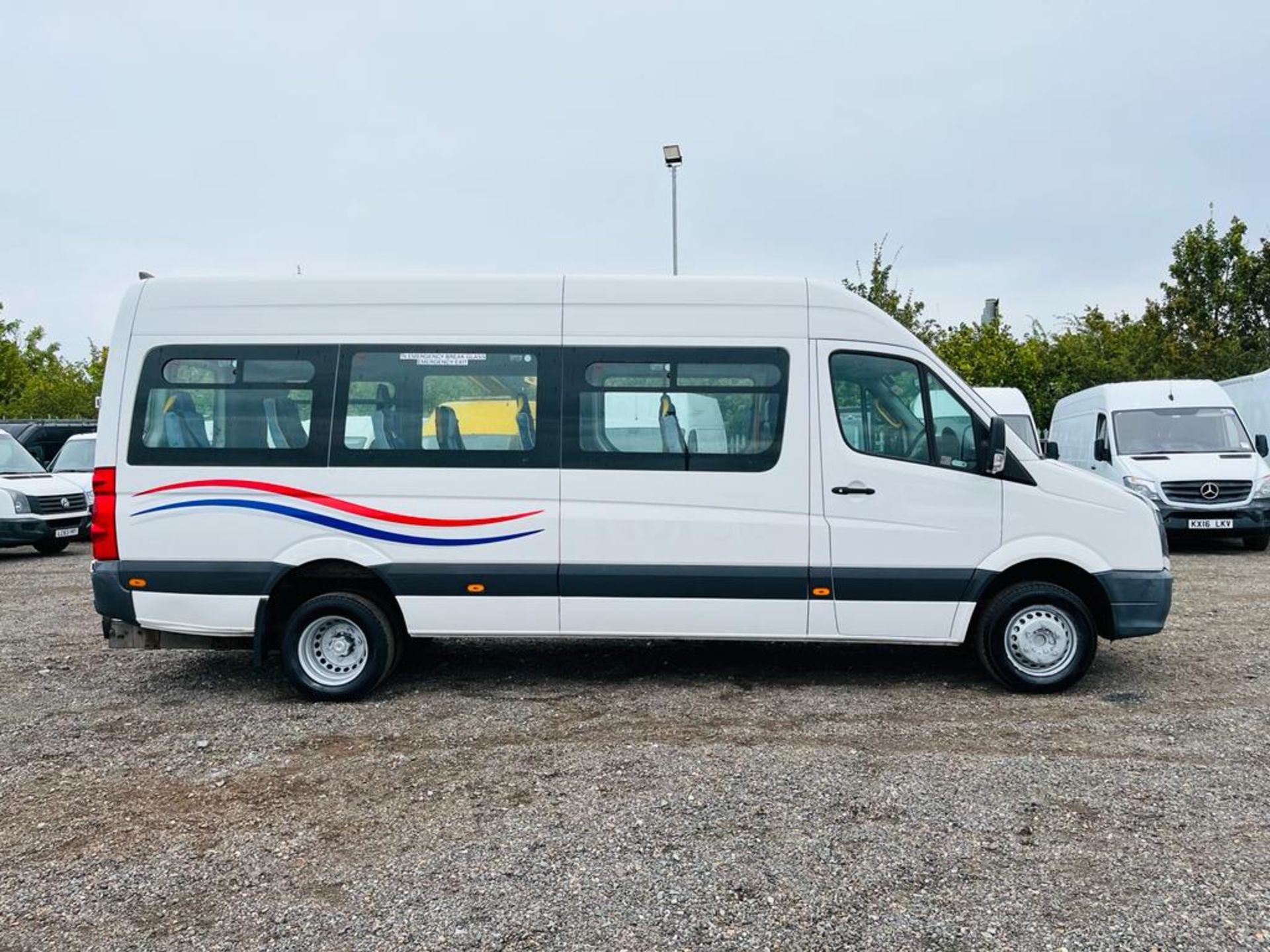 ** ON SALE ** Volkswagen Crafter 50 2.0 BlueTDI 109 L3 H3 2012 '62 Reg' Minibus - 18 Seater - Image 12 of 25