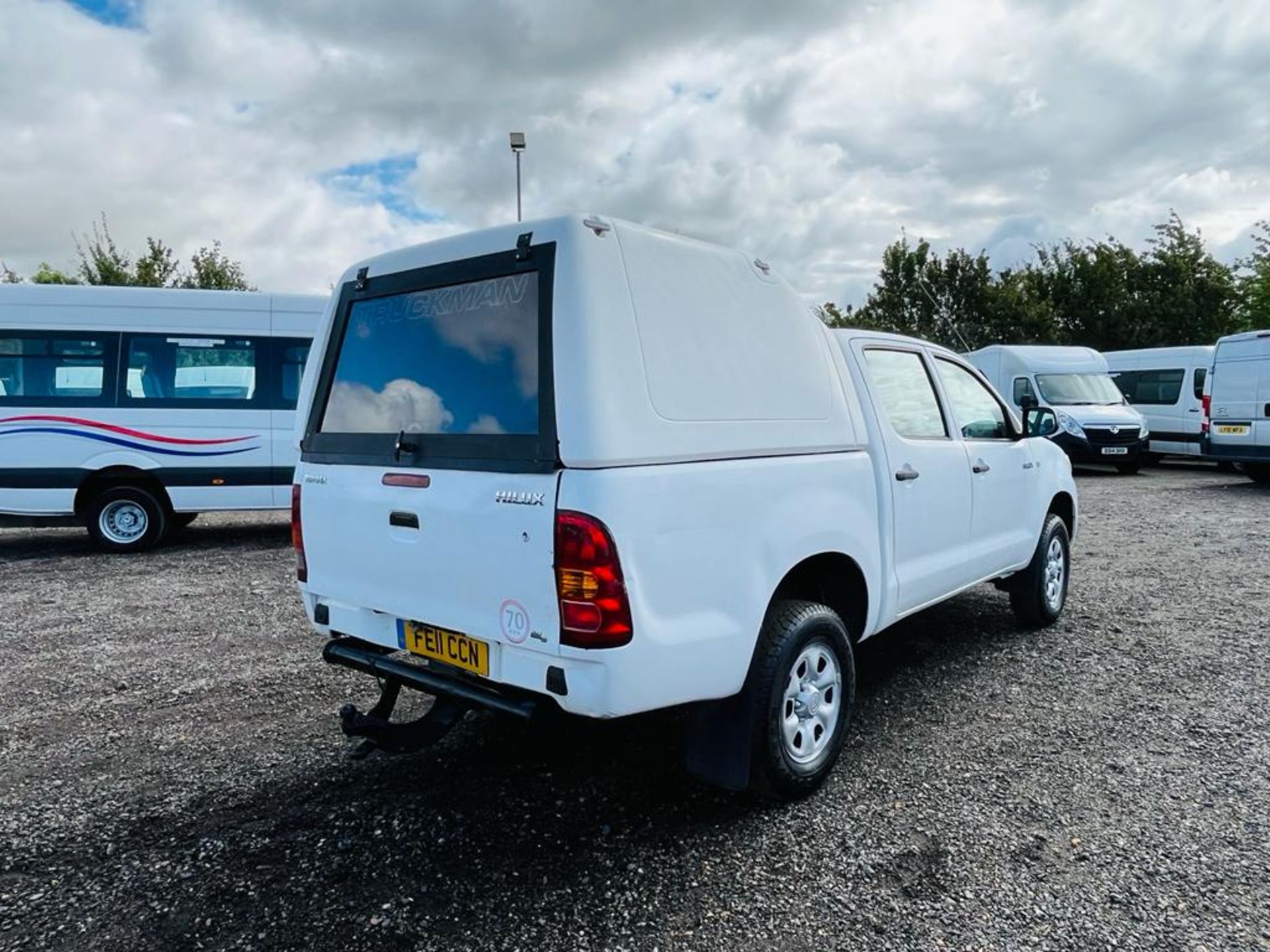 ** ON SALE ** Toyota Hilux 2.5 D-4D Double Cab 4WD HL2 144 2011 '11 Reg' A/C - Image 9 of 28