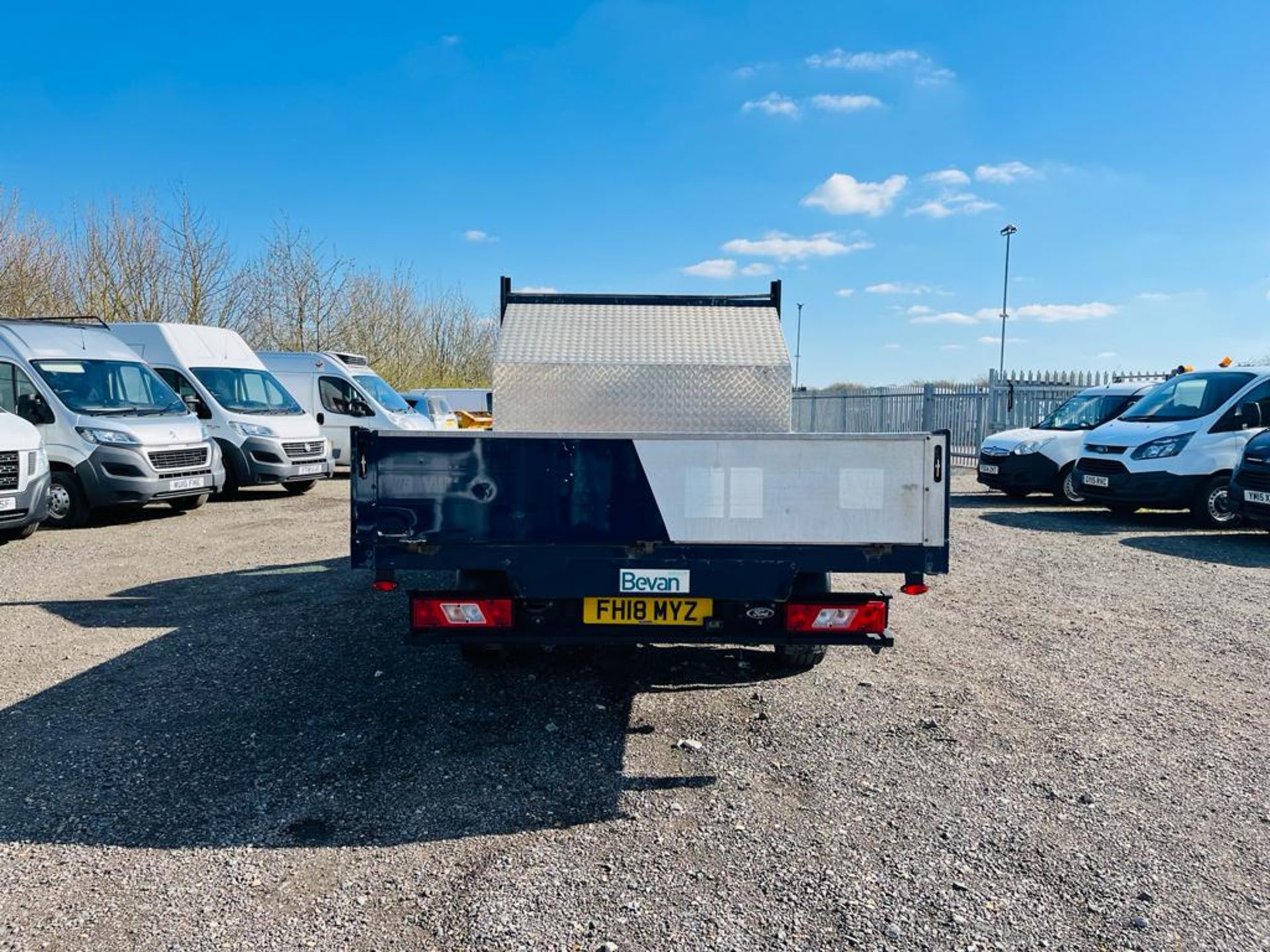 ** ON SALE ** Ford Transit 2.0 EcoBlue RWD L4 H1 DropSide 2018 '18 Reg' A/C - ULEZ Compliant - Image 8 of 28