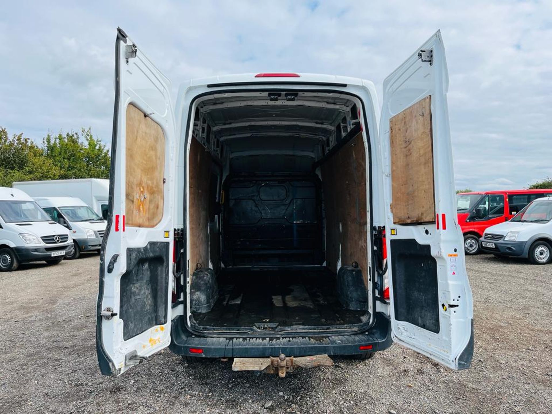 ** ON SALE ** Ford transit 2.0 TDCI EcoBlue L3 H3 130 2017 '66 Reg' ULEZ Compliant - Panel Van - Image 10 of 25