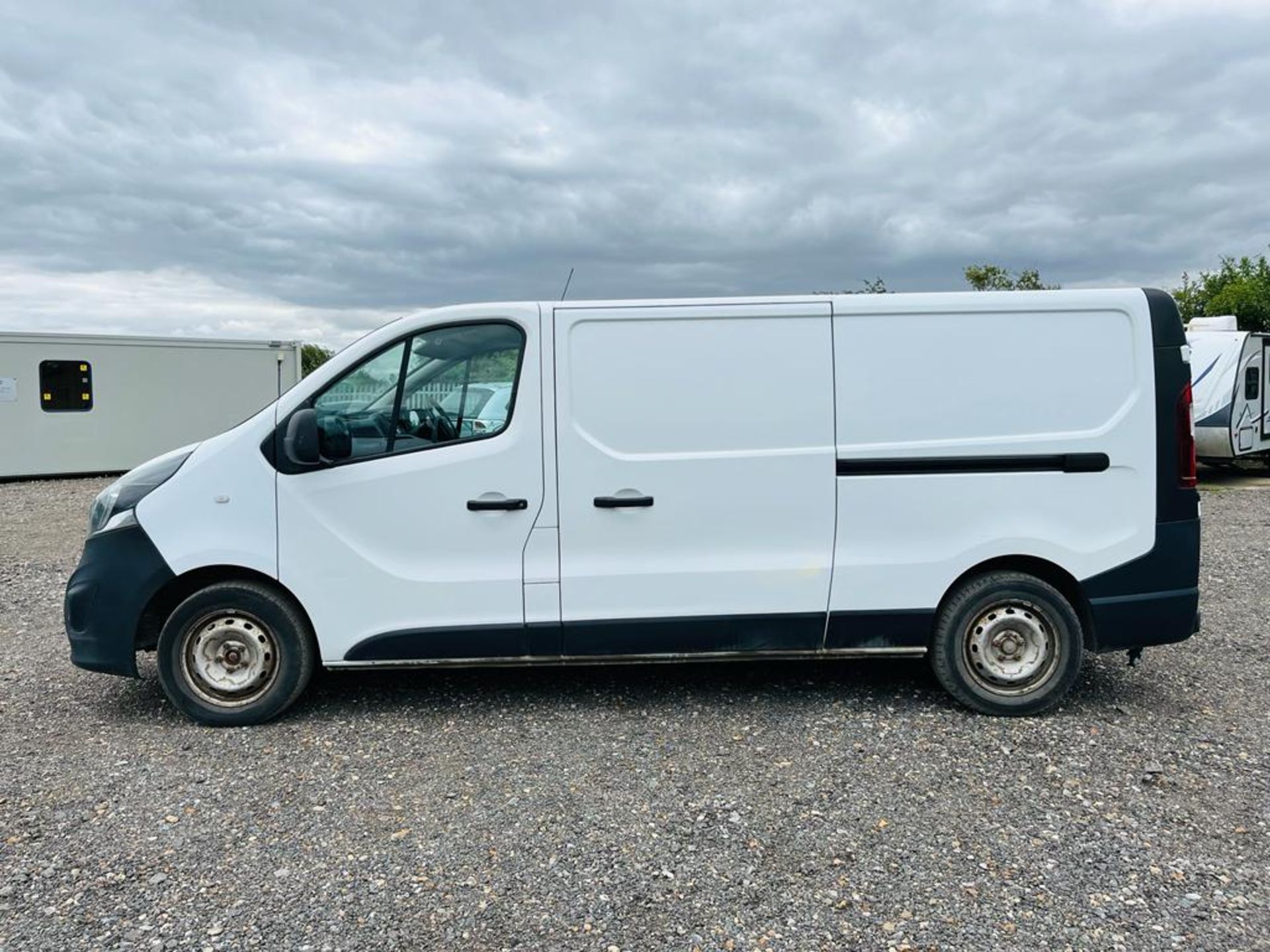 ** ON SALE ** Vauxhall Vivaro 1.6 CDTI 115 L2 H1 2900 2015 '15 Reg' Panel Van - No Vat - Image 4 of 24