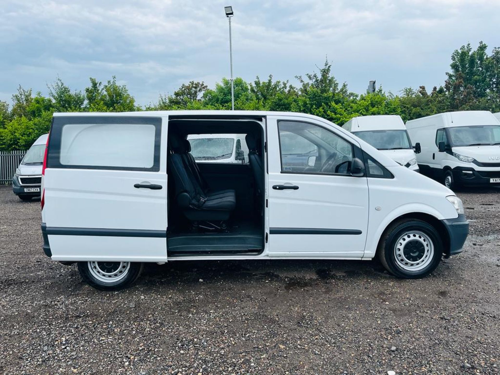 ** ON SALE ** Mercedes Benz Vito 2.1 116 CDI Dualiner 2013 '13 Reg' A/C - 6 Seats - No Vat - Image 12 of 24