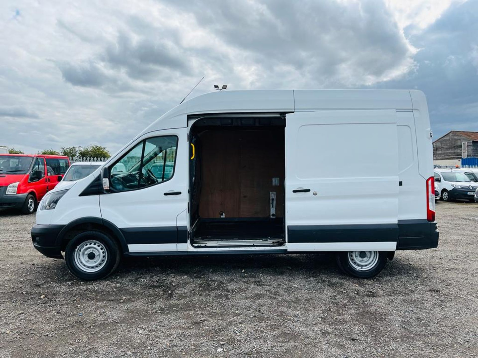 ** ON SALE ** Ford transit 2.0 TDCI EcoBlue L3 H3 130 2017 '66 Reg' ULEZ Compliant - Panel Van - Image 5 of 25