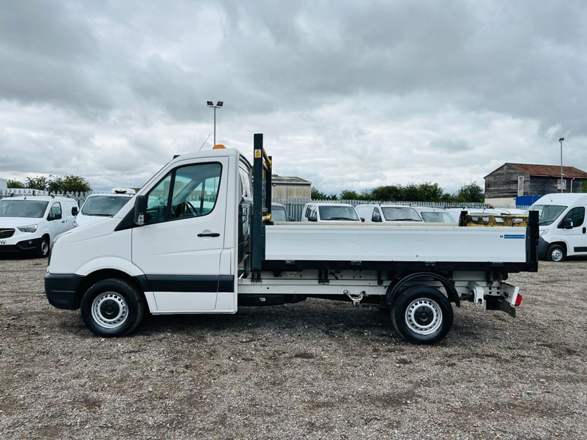 ** ON SALE ** Volkswagen Crafter 2.0 TDI Startline 136 Alloy Tipper L2 2014 '63 Reg' - Image 7 of 29