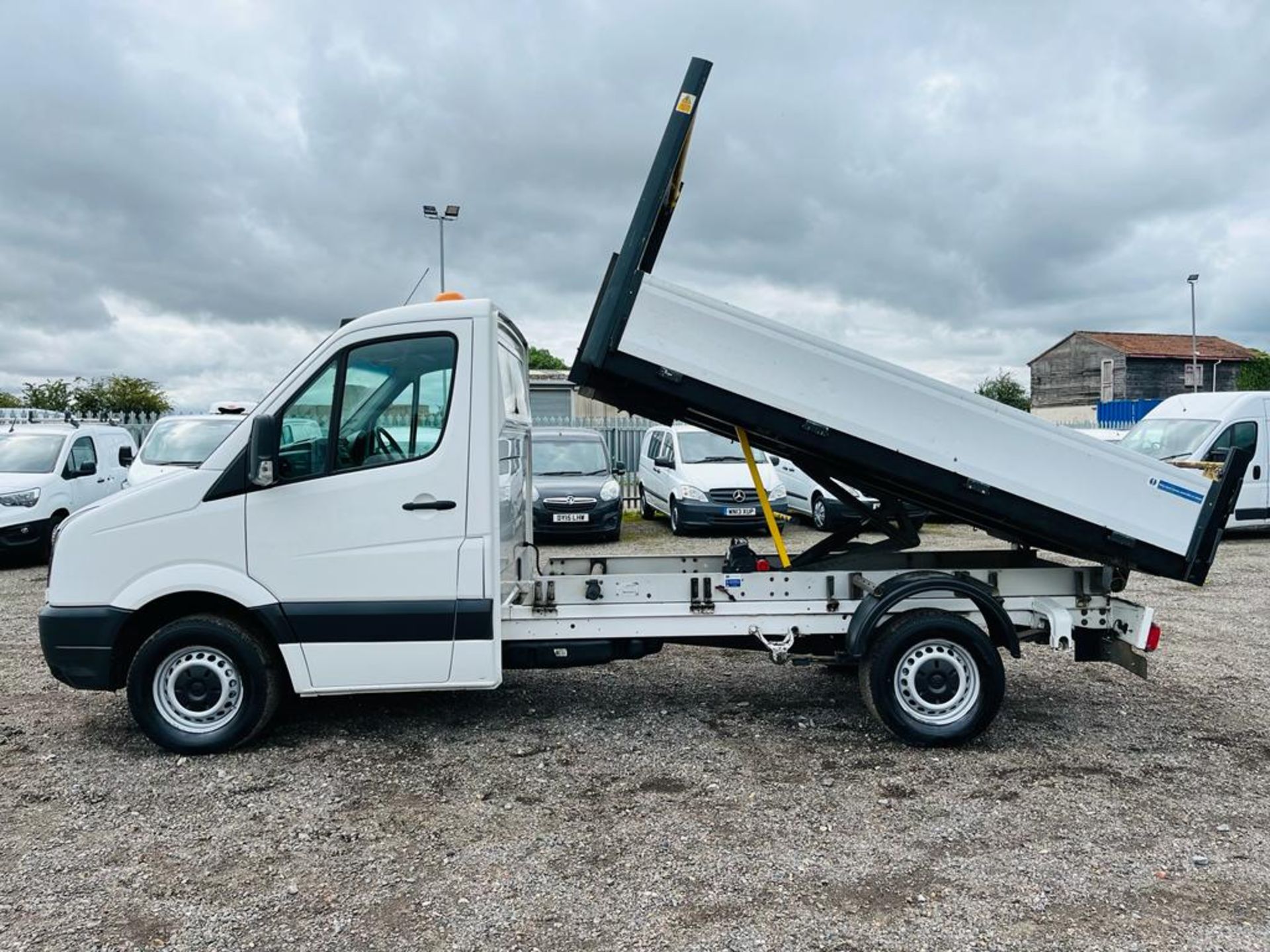 ** ON SALE ** Volkswagen Crafter 2.0 TDI Startline 136 Alloy Tipper L2 2014 '63 Reg' - Image 8 of 29