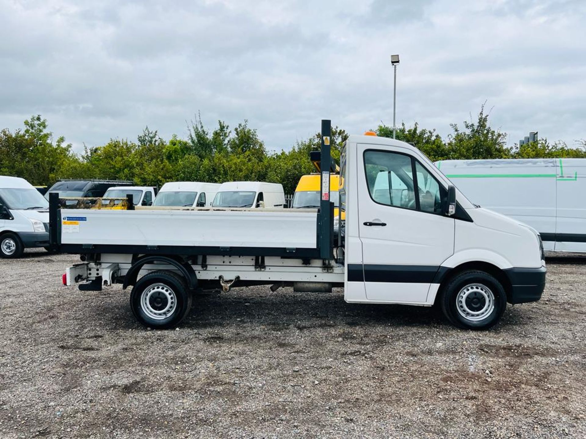 ** ON SALE ** Volkswagen Crafter 2.0 TDI Startline 136 Alloy Tipper L2 2014 '63 Reg' - Image 15 of 29