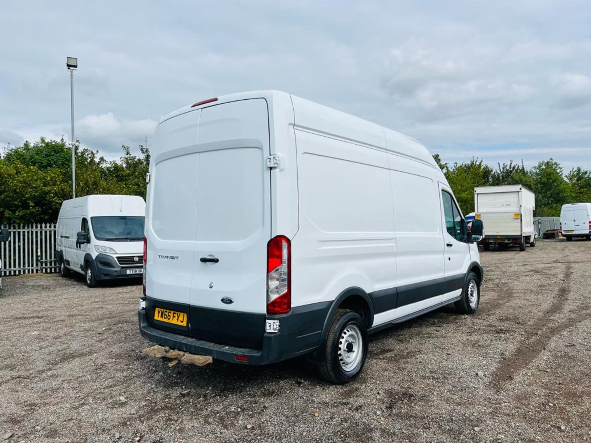 ** ON SALE ** Ford transit 2.0 TDCI EcoBlue L3 H3 130 2017 '66 Reg' ULEZ Compliant - Panel Van - Image 11 of 25