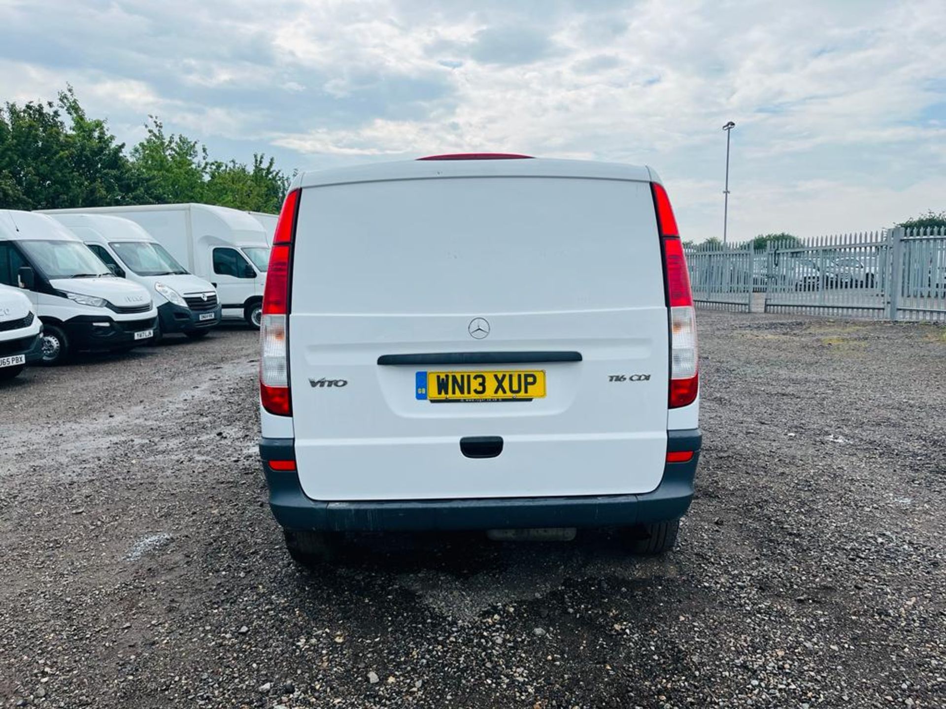 ** ON SALE ** Mercedes Benz Vito 2.1 116 CDI Dualiner 2013 '13 Reg' A/C - 6 Seats - No Vat - Image 8 of 24