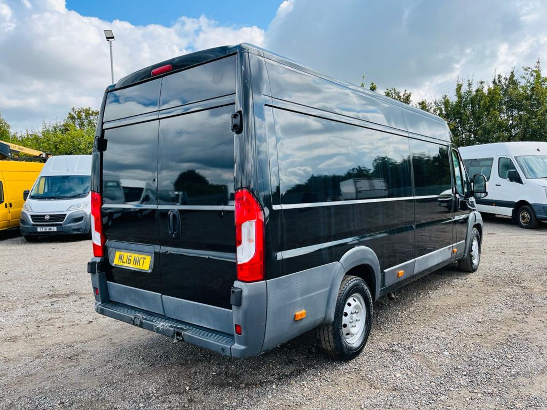 ** ON SALE ** Peugeot Boxer Professional 435 2.2 HDI L4 H2 2016 '16 Reg' Sat Nav - A/C- No Vat - Image 11 of 25