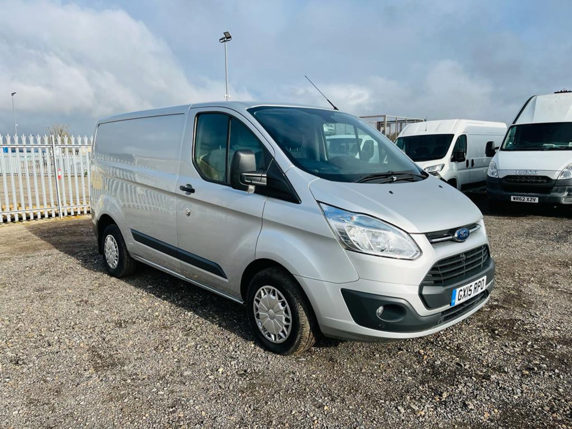 ** ON SALE ** Ford Transit Custom 2.2 TDCI Trend E-Tech 2015 '15 Reg' - Panel Van