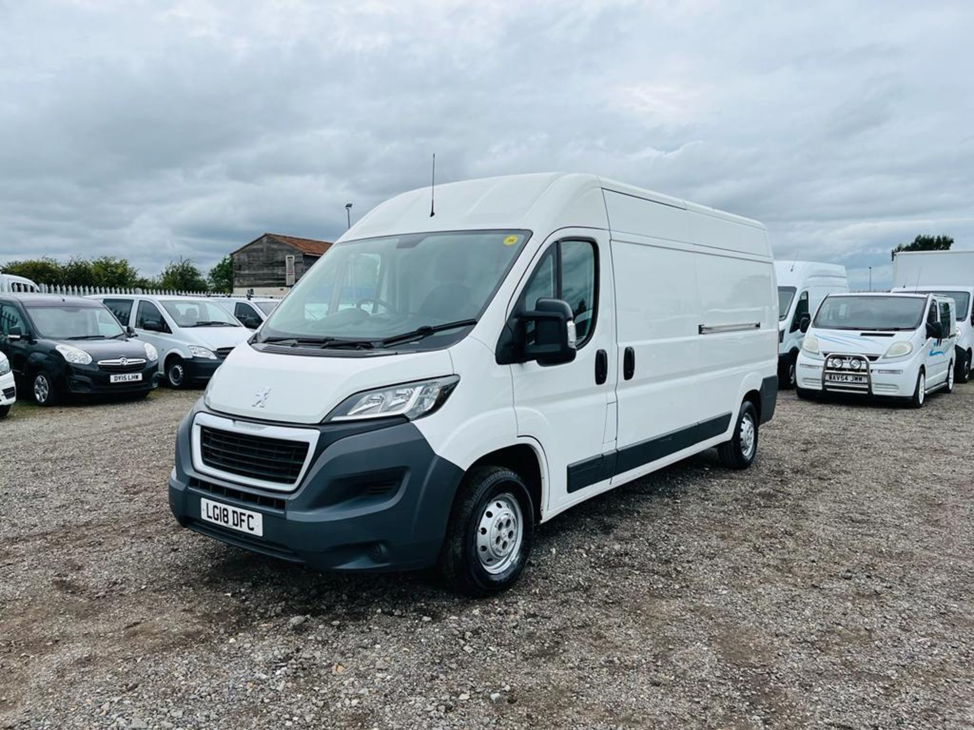 Peugeot Boxer Professional 2.0 BlueHDI L3 H2 2018 '18 Reg' - Sat Nav - ULEZ Compliant - 65037 Miles - Image 3 of 25