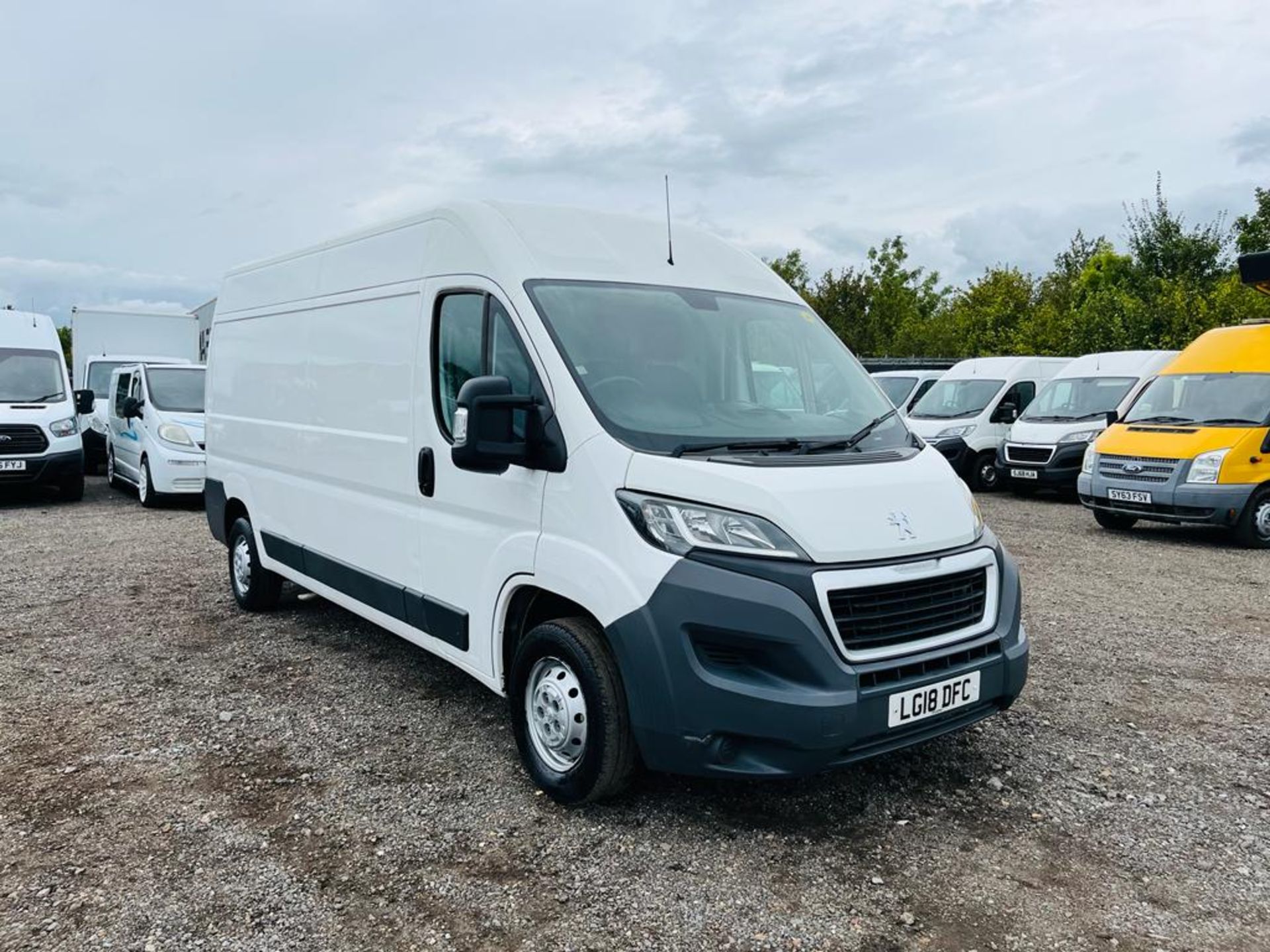 Peugeot Boxer Professional 2.0 BlueHDI L3 H2 2018 '18 Reg' - Sat Nav - ULEZ Compliant - 65037 Miles