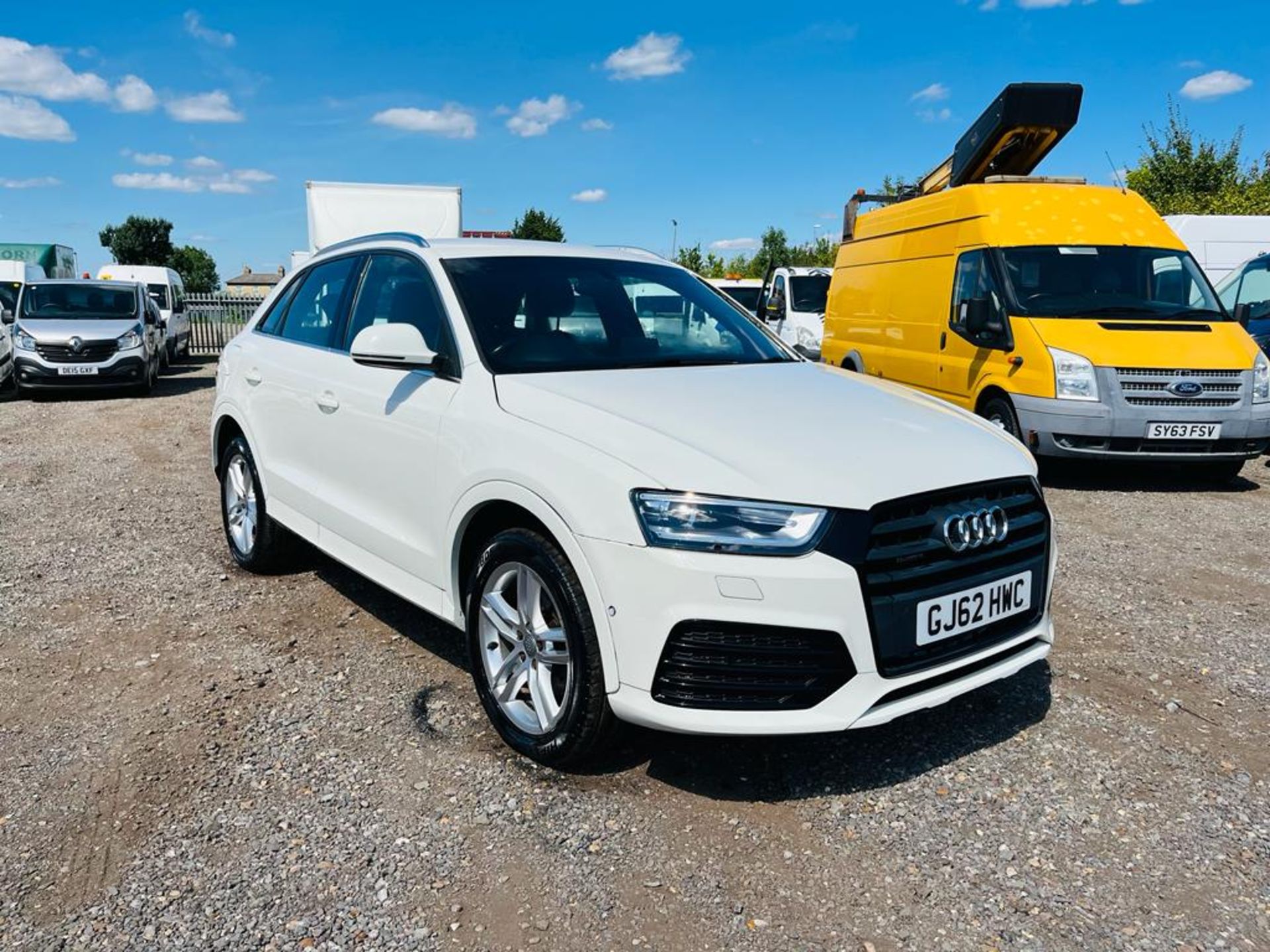 ** ON SALE ** Audi Q3 2.0 TDI Quattro 140 S-Line 2012' 62 Reg' Sat Nav - A/C - AWD -