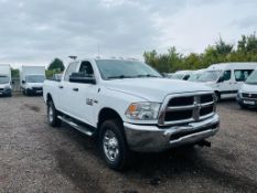 ** ON SALE ** Dodge Ram 6.4L Hemi V8 2500 Heavy Duty ST CrewCab '2016 Year' ULEZ Compliant - A/C