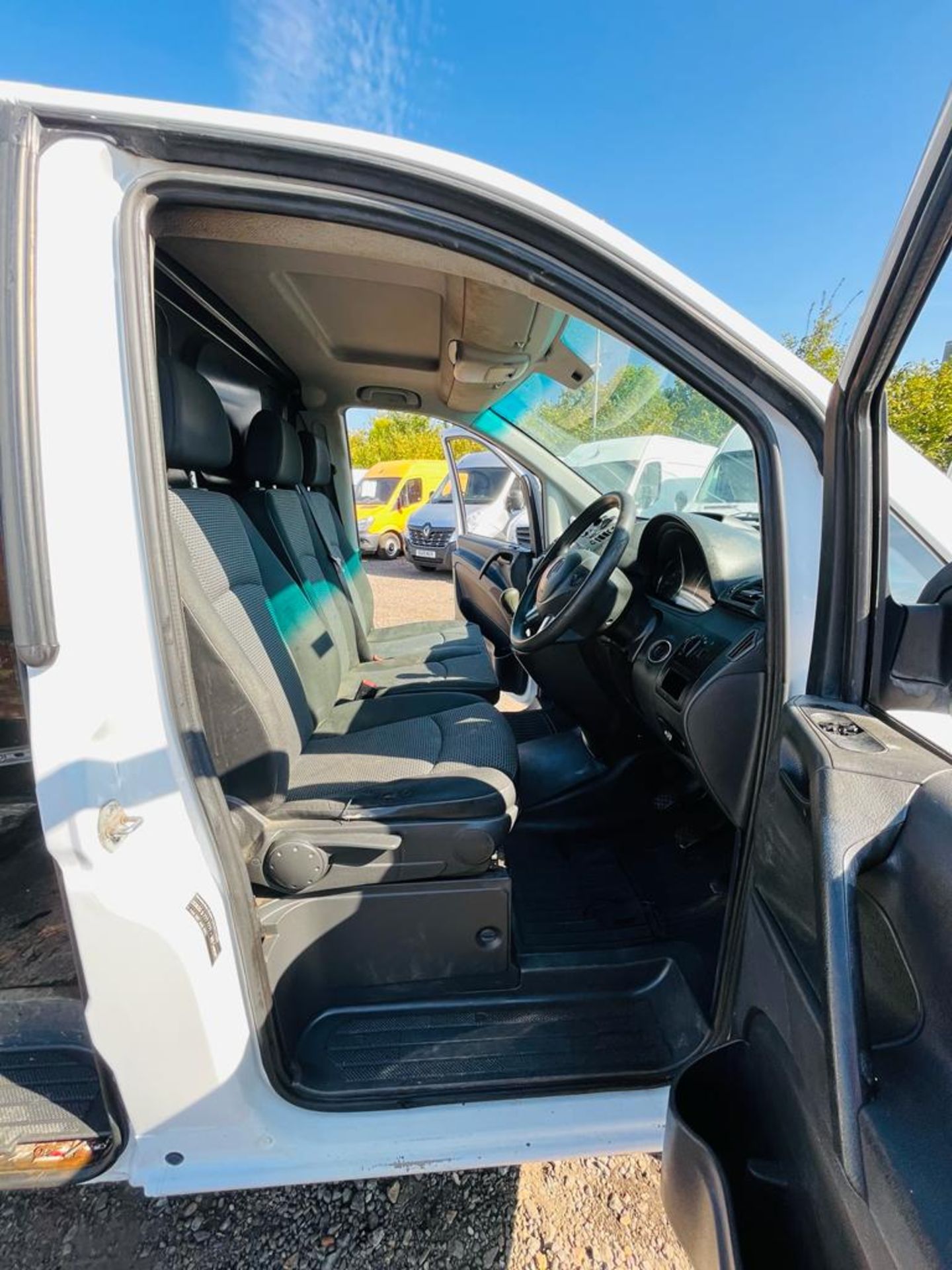 ** ON SALE ** Mercedes Benz Vito 113 2.1 CDI 2014 '63 Reg' - Panel Van - Short Wheel Base - Image 15 of 26