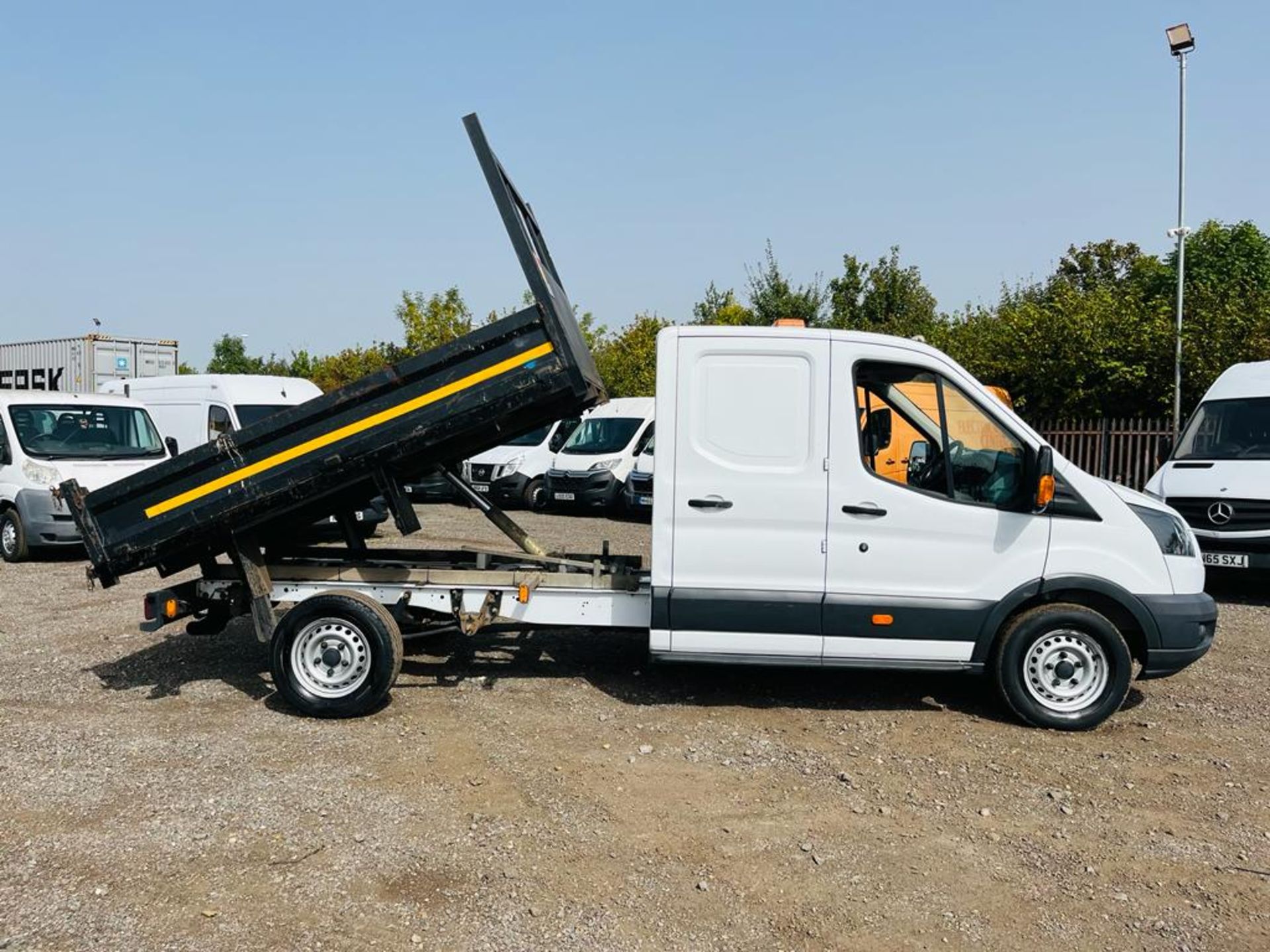 ** ON SALE **Ford Transit Chassis Cab 350 RWD 2.0 TDCI 130 2018 '68 Reg' - Tow Bar - Long Wheel Base - Image 16 of 35