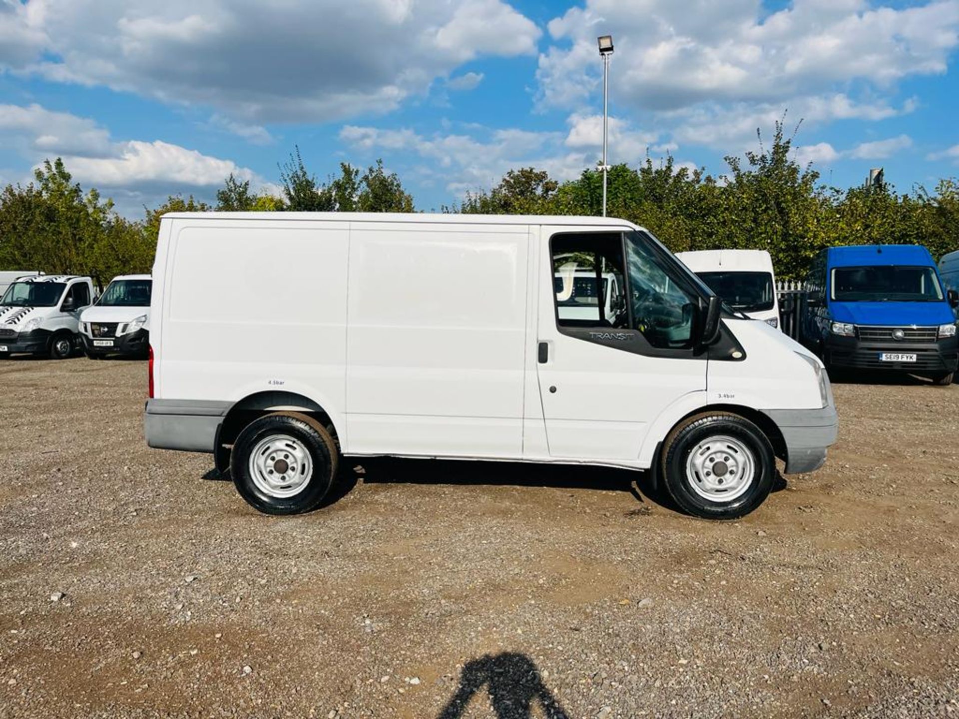 ** ON SALE ** Ford Transit 2.2 TDCI 125 T330 4WD 2013 '13 Reg' ** RARE ** Panel Van - Image 14 of 27