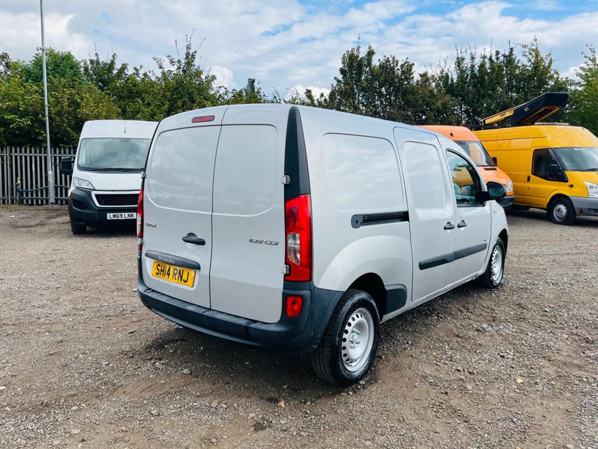 ** ON SALE ** Mercedes Benz Citan 1.5 CDI 109 Extra Long 2014 '14 Reg' - Panel Van - No Vat - Image 13 of 27