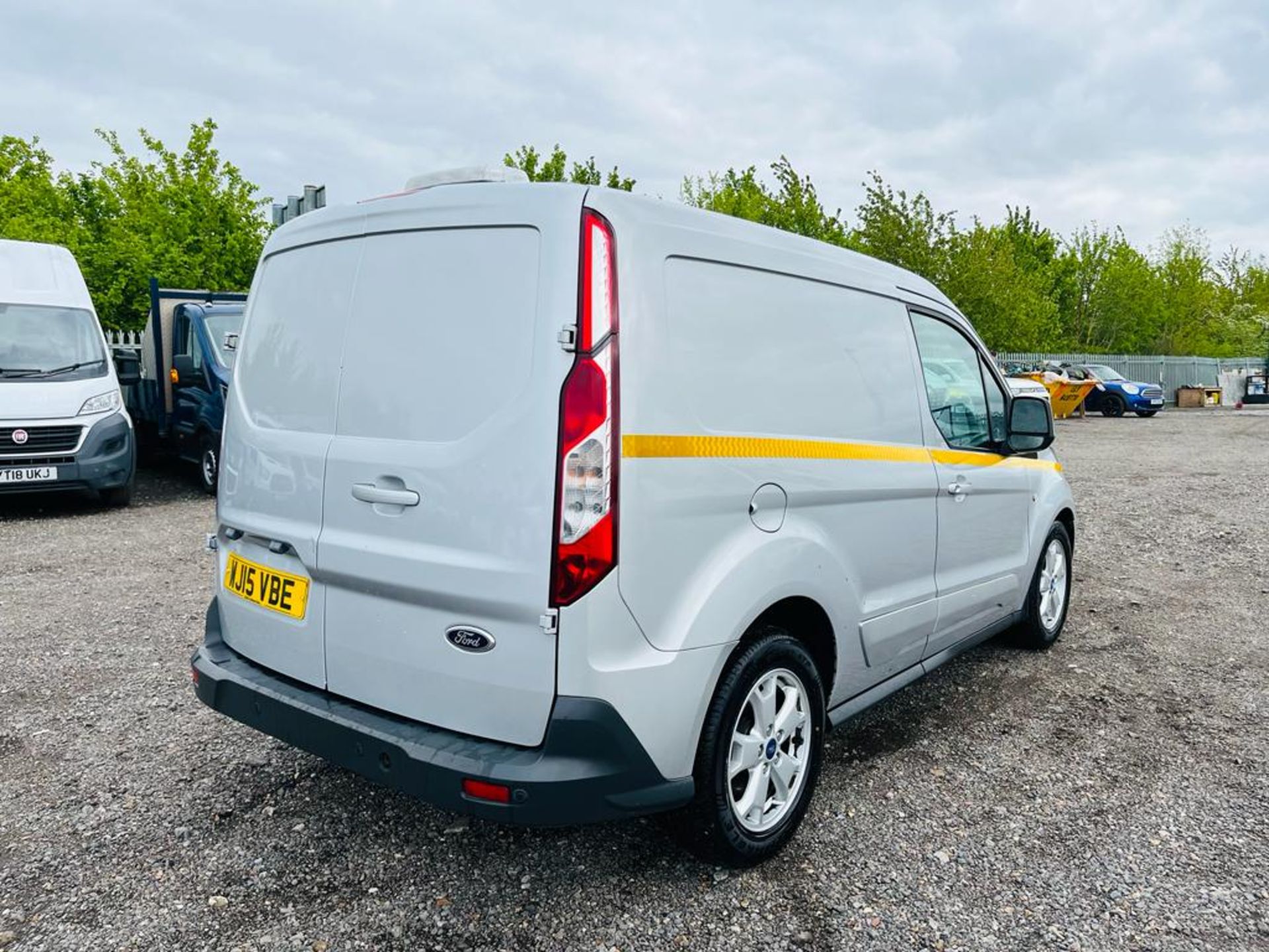 ** ON SALE ** Ford Transit Connect 200 1.6 TDCI 115 Limited 2015 '15 Reg' - A/C - Panel Van - No Vat - Image 11 of 26