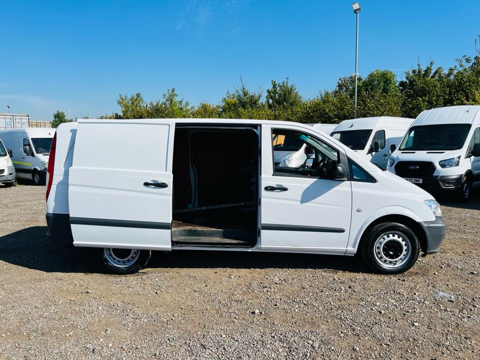 ** ON SALE ** Mercedes Benz Vito 113 2.1 CDI 2014 '63 Reg' - Panel Van - Short Wheel Base - Image 12 of 26