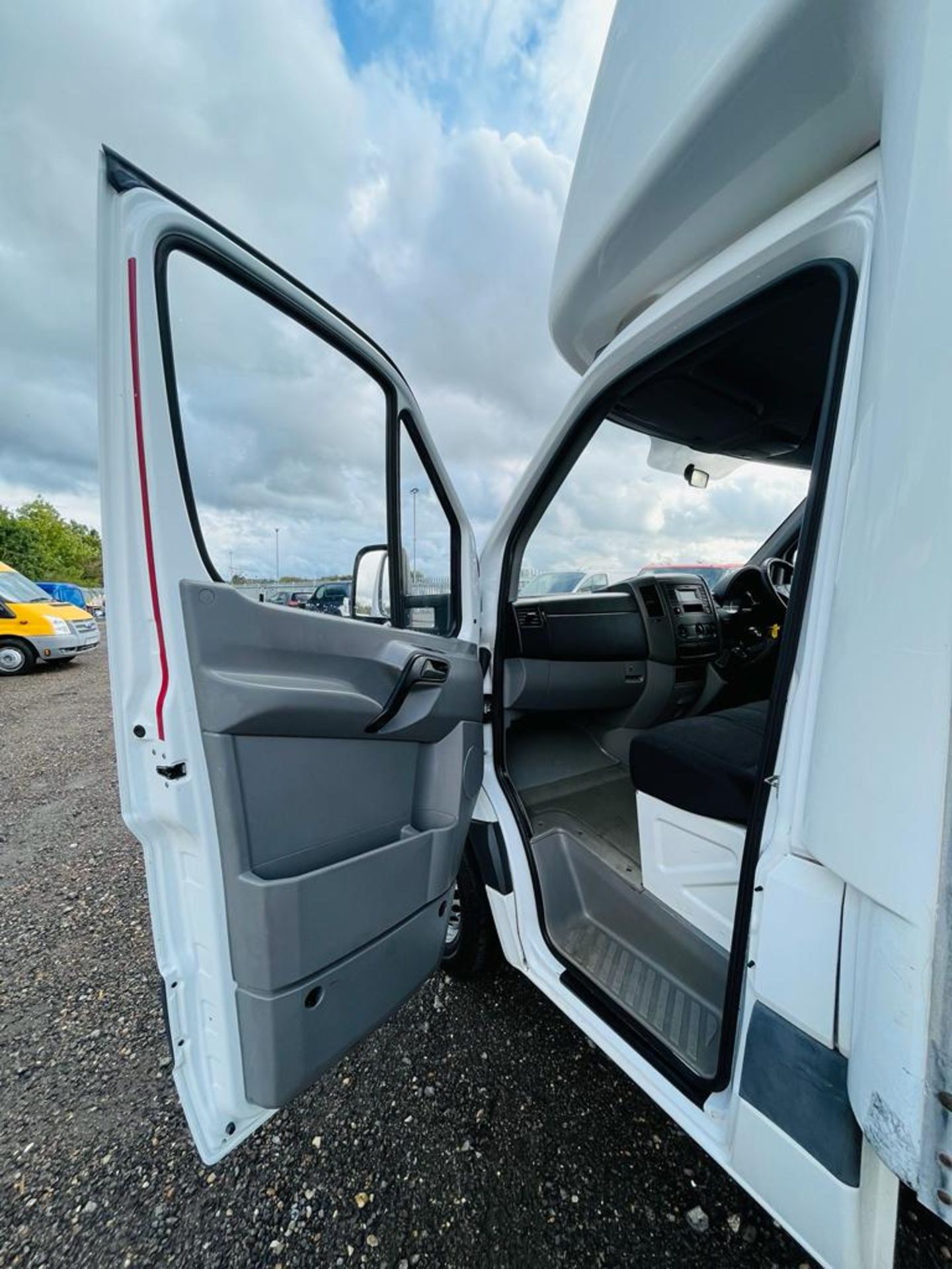 ** ON SALE ** Mercedes Benz Sprinter 2.1 313 CDI L3 Luton Tail Lift 2014 '64 Reg' Bluetooth Pack - Image 20 of 25