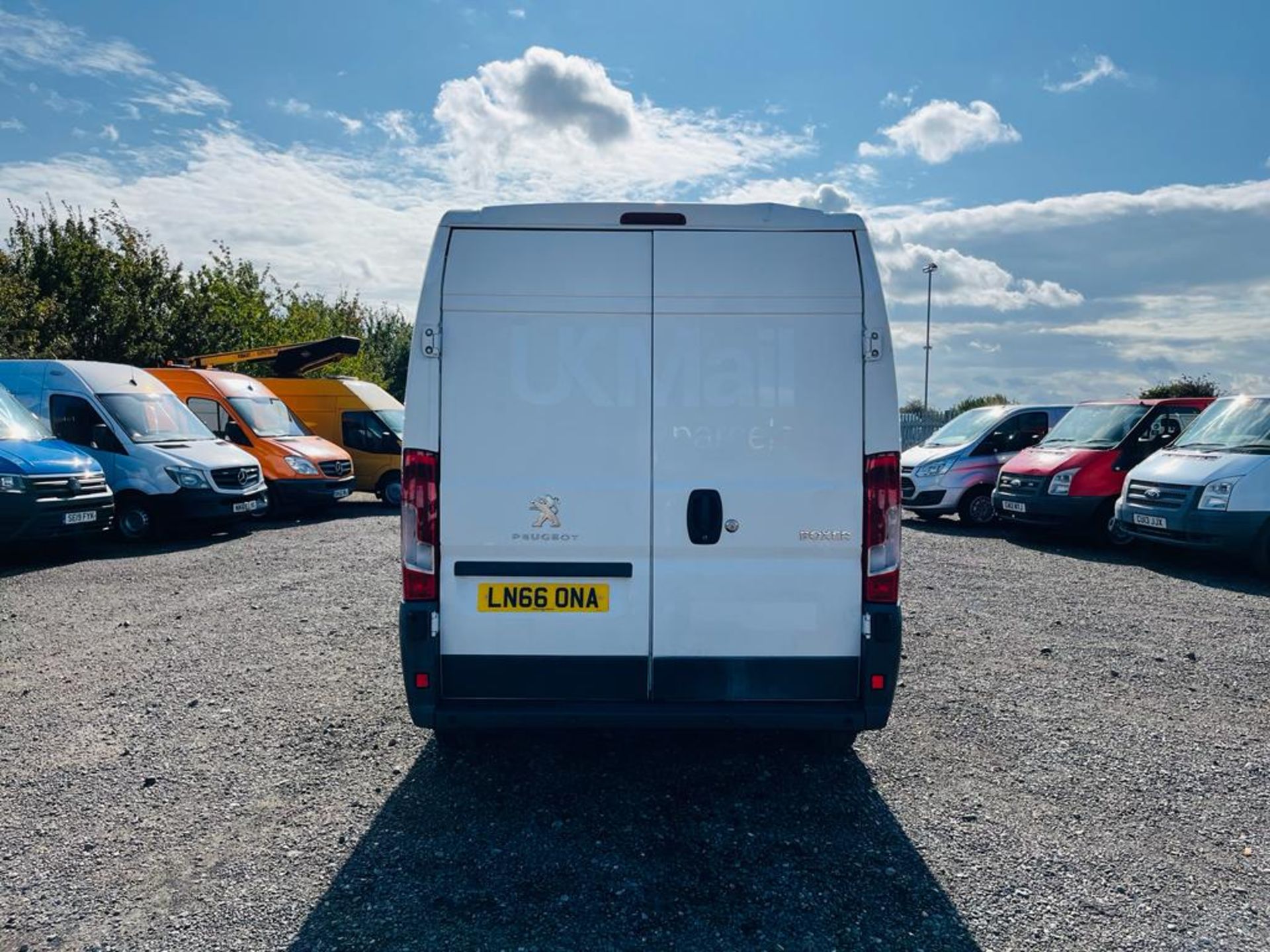 ** ON SALE ** Peugeot Boxer 335 2.0 BlueHDI 130 L3 H2 2016 '66 Reg' Panel van - Sat Nav - A/C - - Image 9 of 25