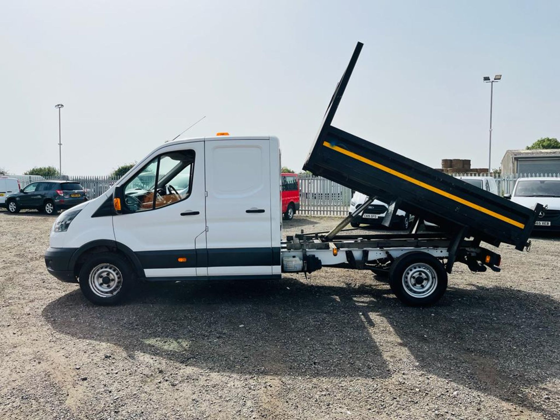** ON SALE **Ford Transit Chassis Cab 350 RWD 2.0 TDCI 130 2018 '68 Reg' - Tow Bar - Long Wheel Base - Image 8 of 35