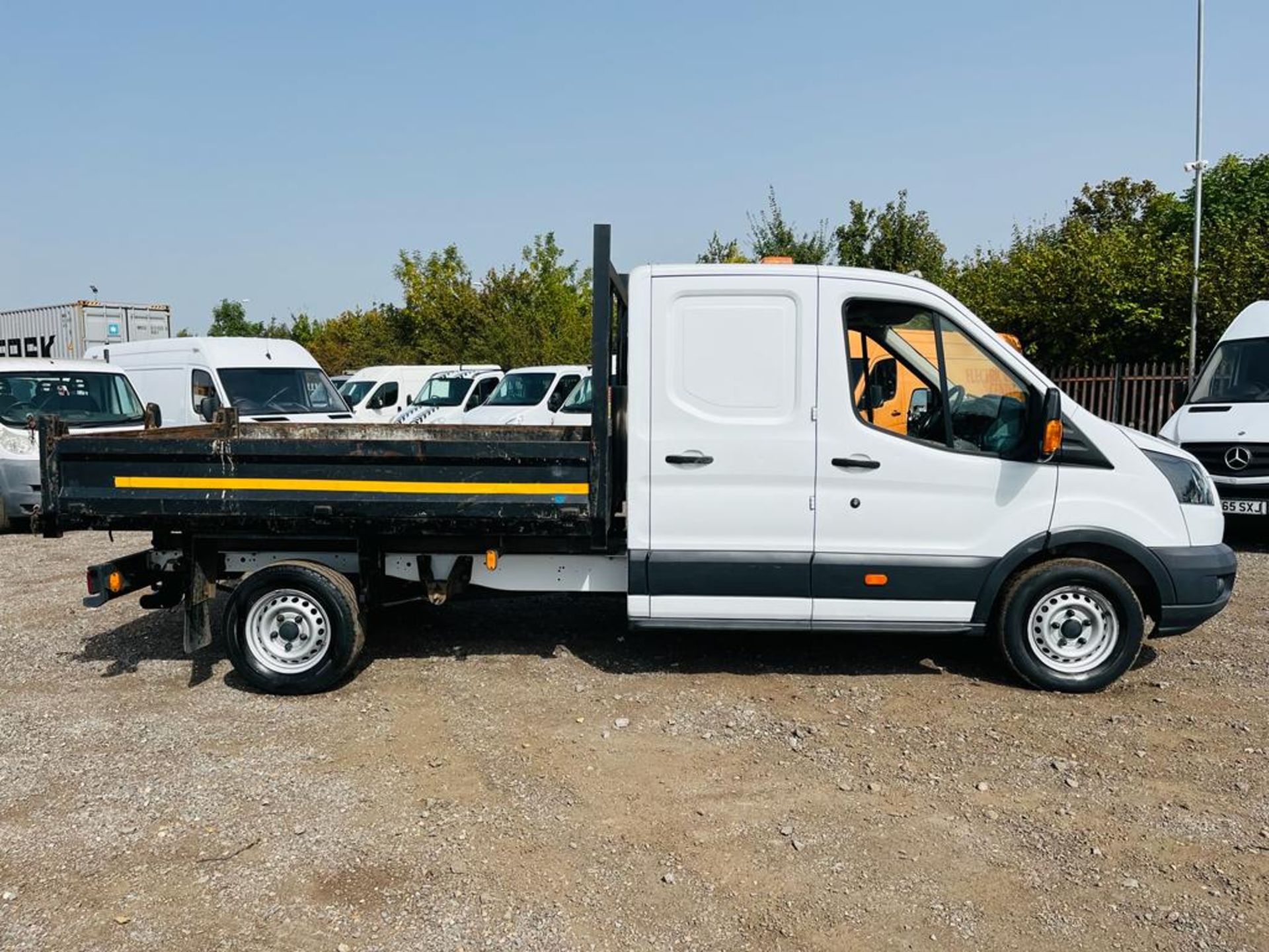 ** ON SALE **Ford Transit Chassis Cab 350 RWD 2.0 TDCI 130 2018 '68 Reg' - Tow Bar - Long Wheel Base - Image 15 of 35