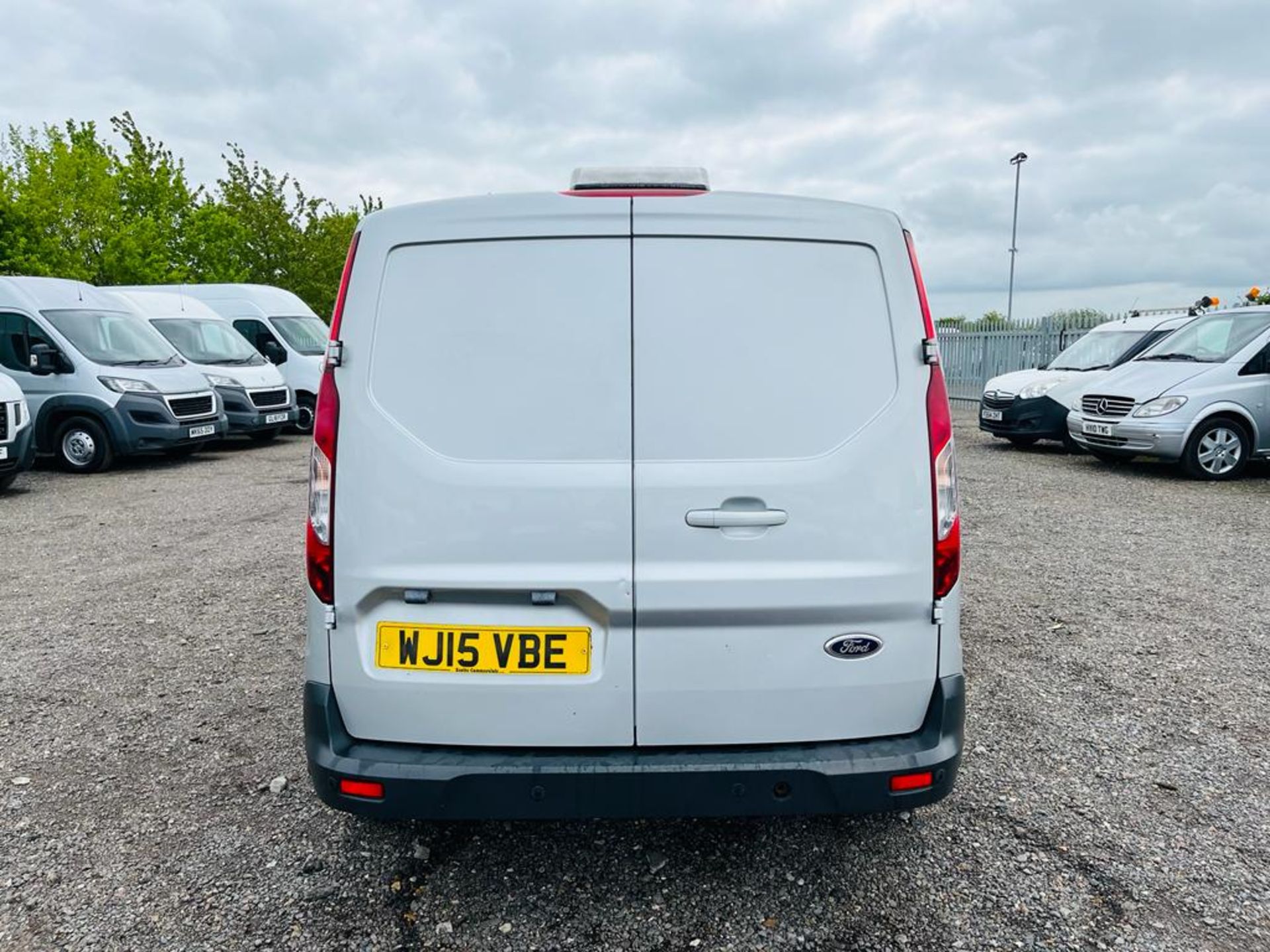 ** ON SALE ** Ford Transit Connect 200 1.6 TDCI 115 Limited 2015 '15 Reg' - A/C - Panel Van - No Vat - Image 9 of 26